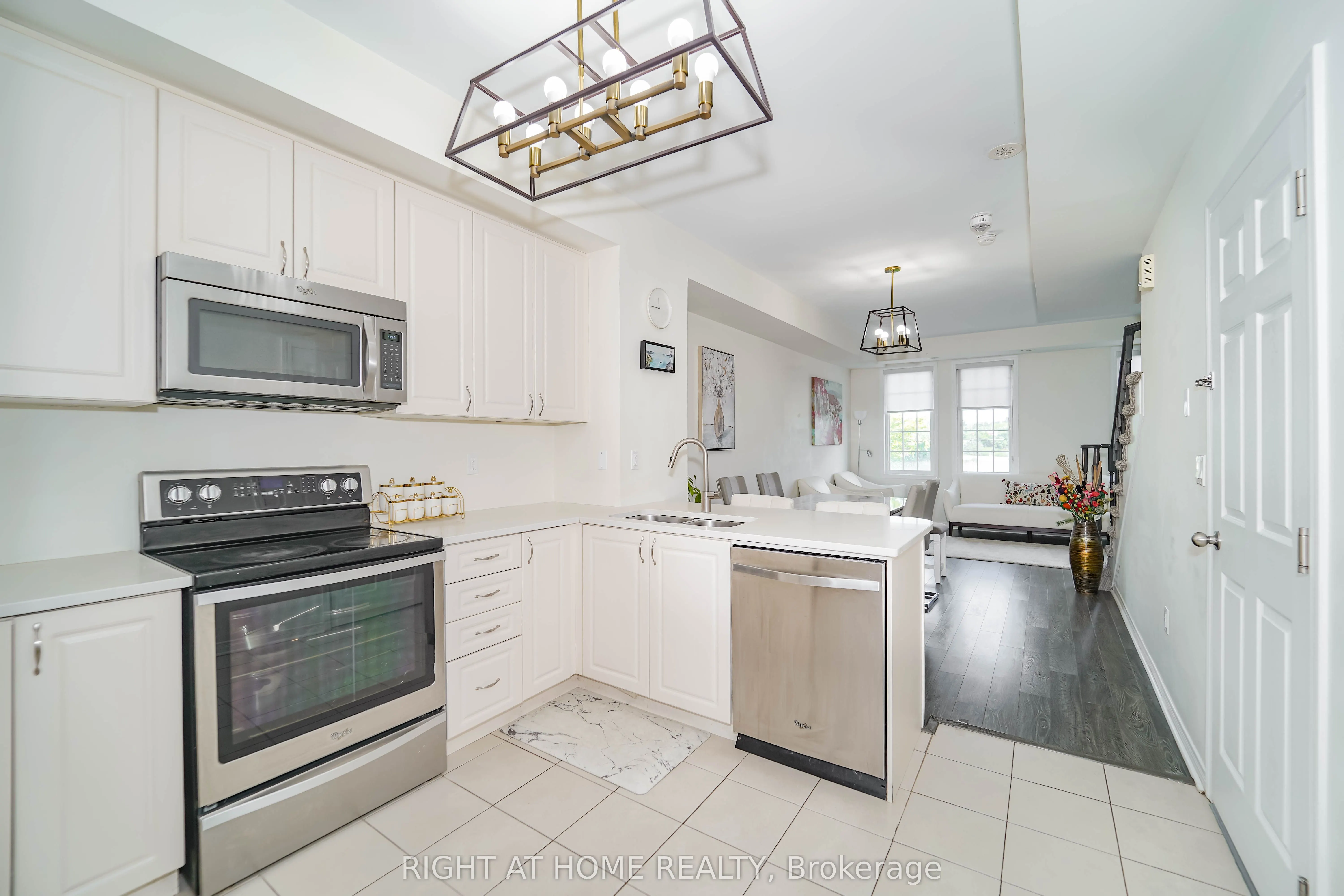 33 Island Road, #6