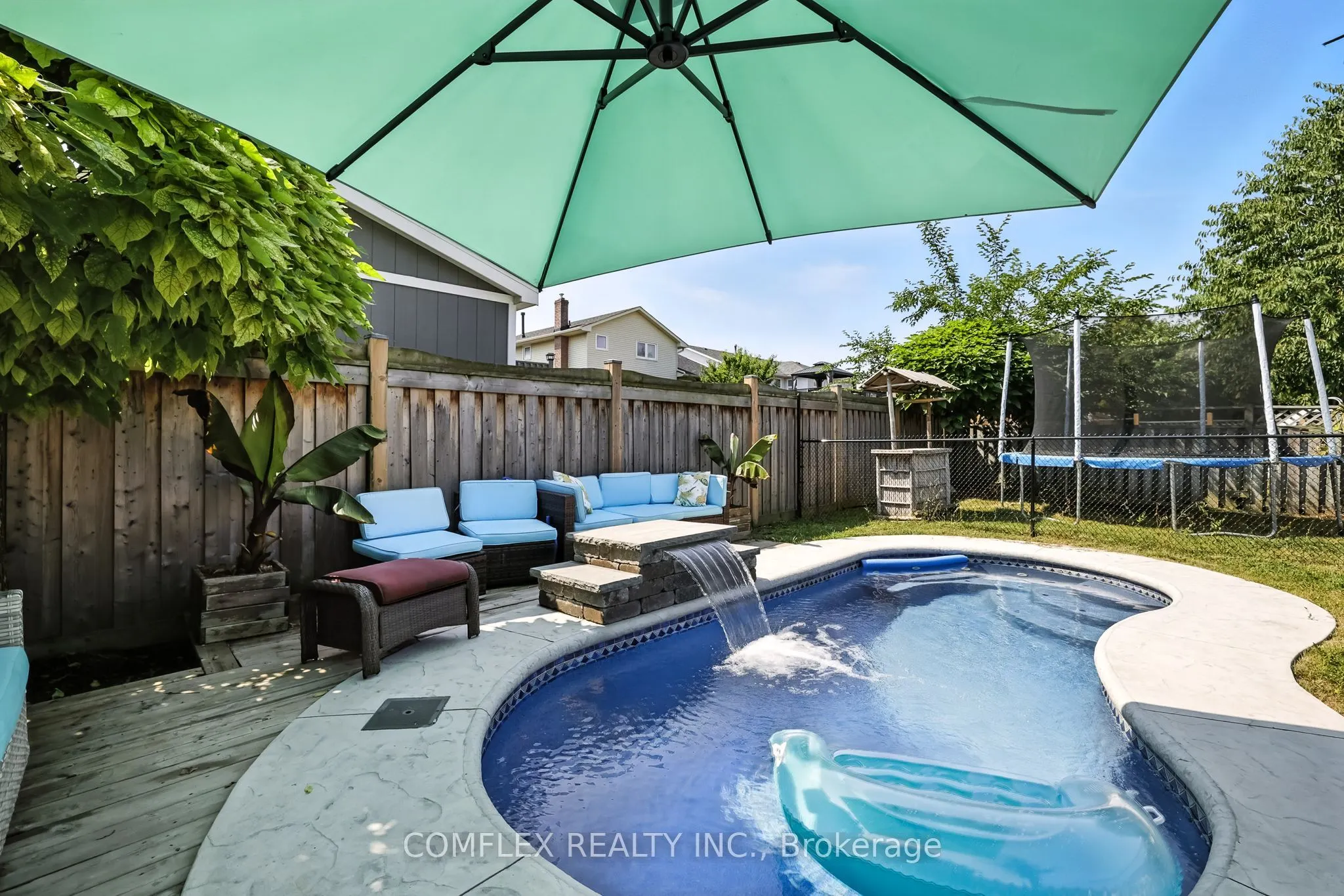 85 Pinedale Crescent