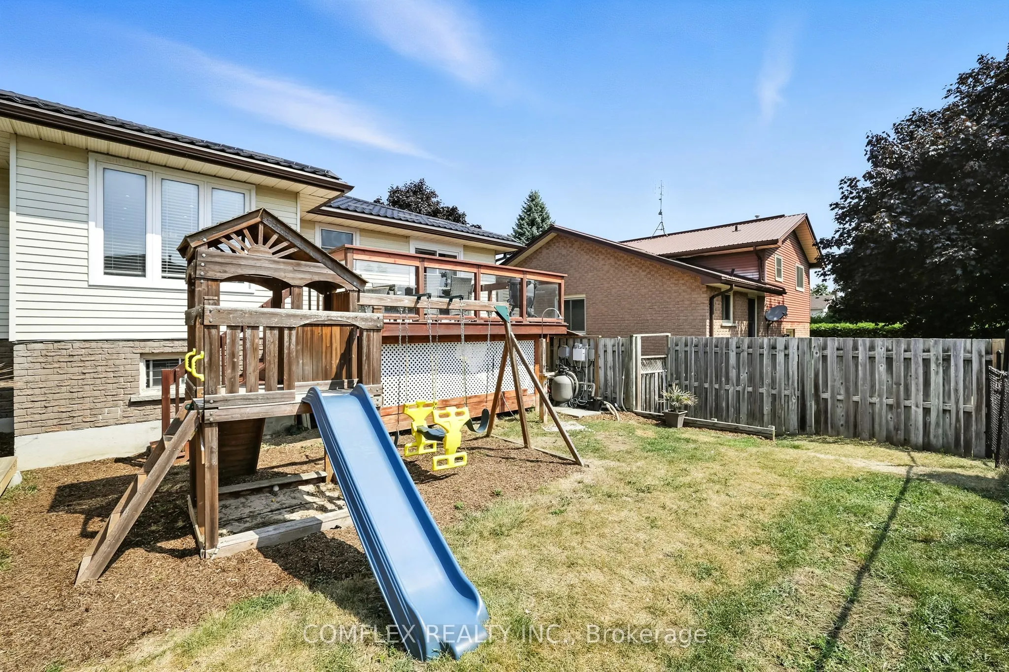 85 Pinedale Crescent
