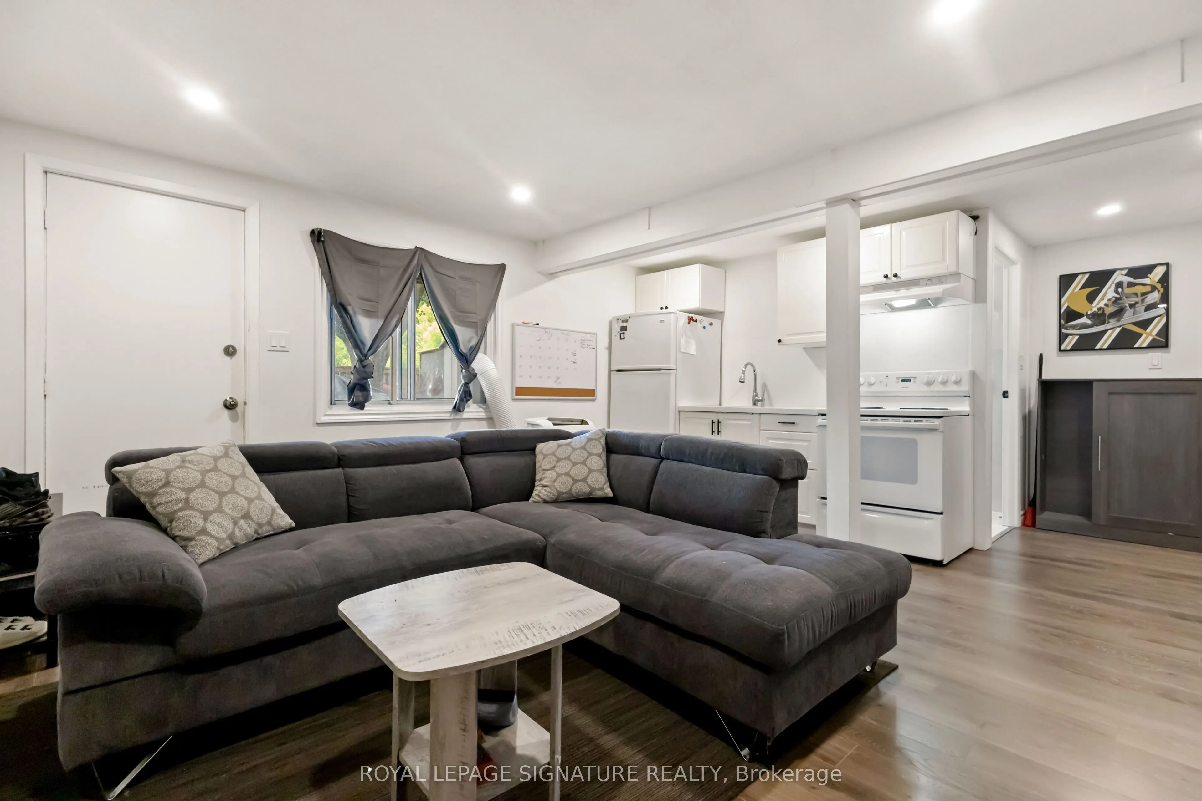 1100 Oxford Street, #47