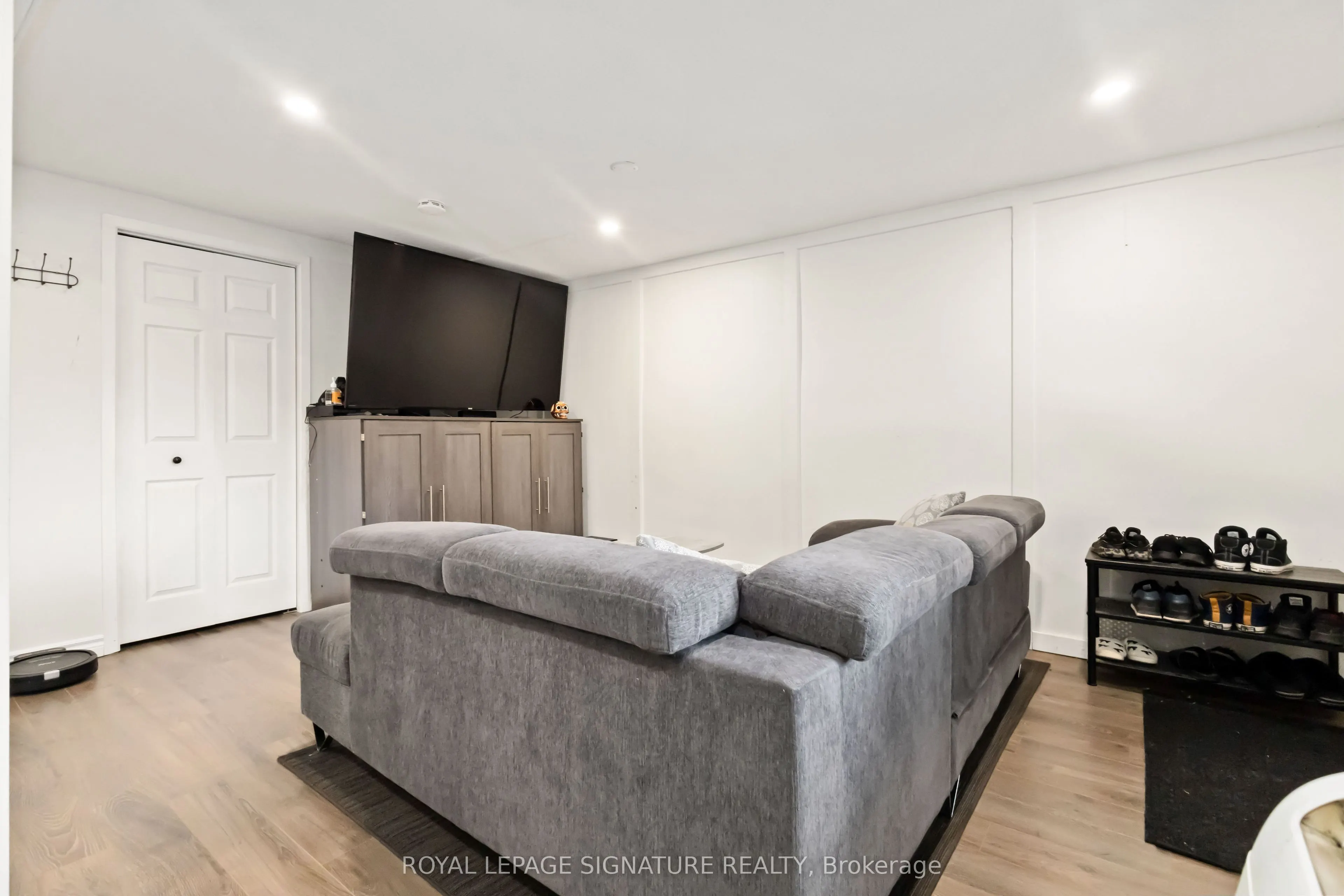 1100 Oxford Street, #47