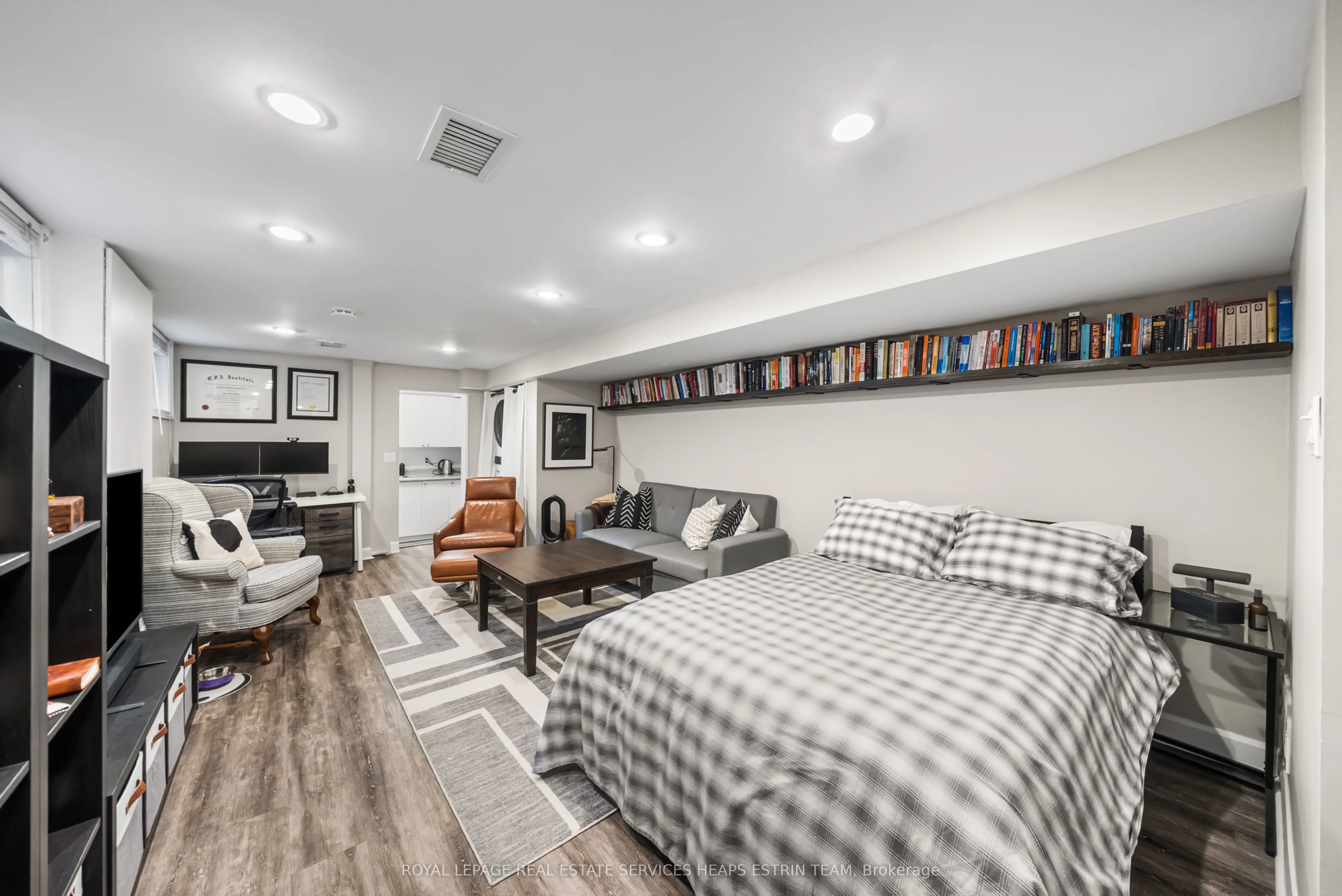 73 Kingsmount Park Road, #Lower