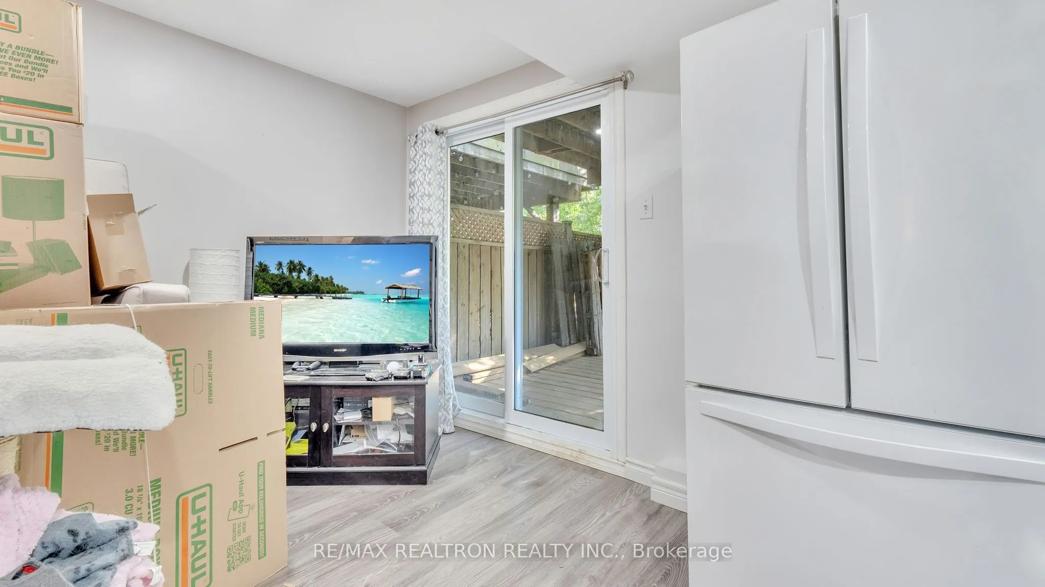 22 Macintyre Lane, #11