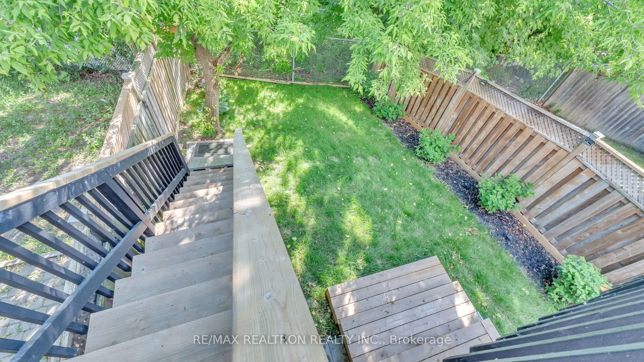 22 Macintyre Lane, #11
