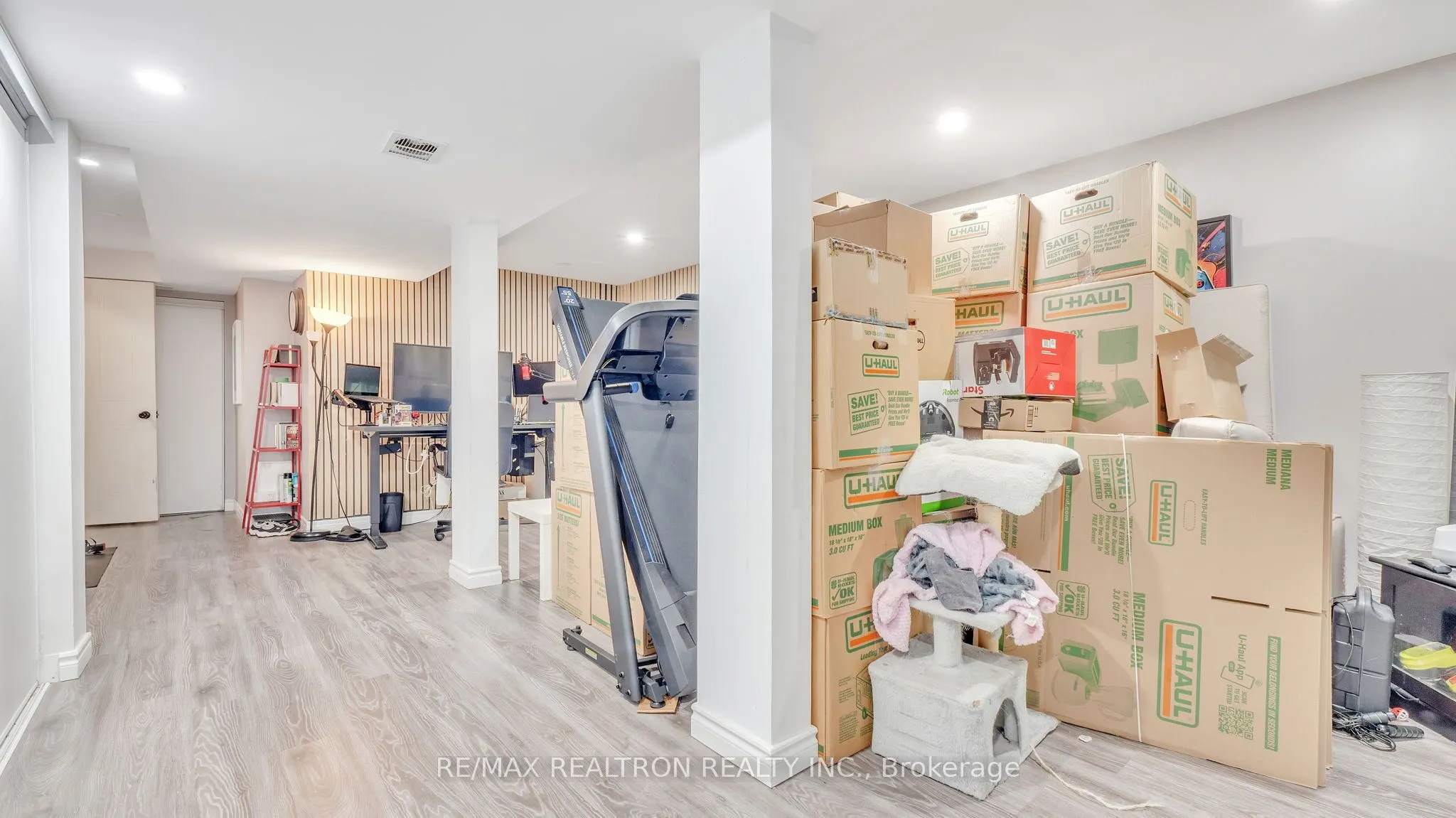 22 Macintyre Lane, #11