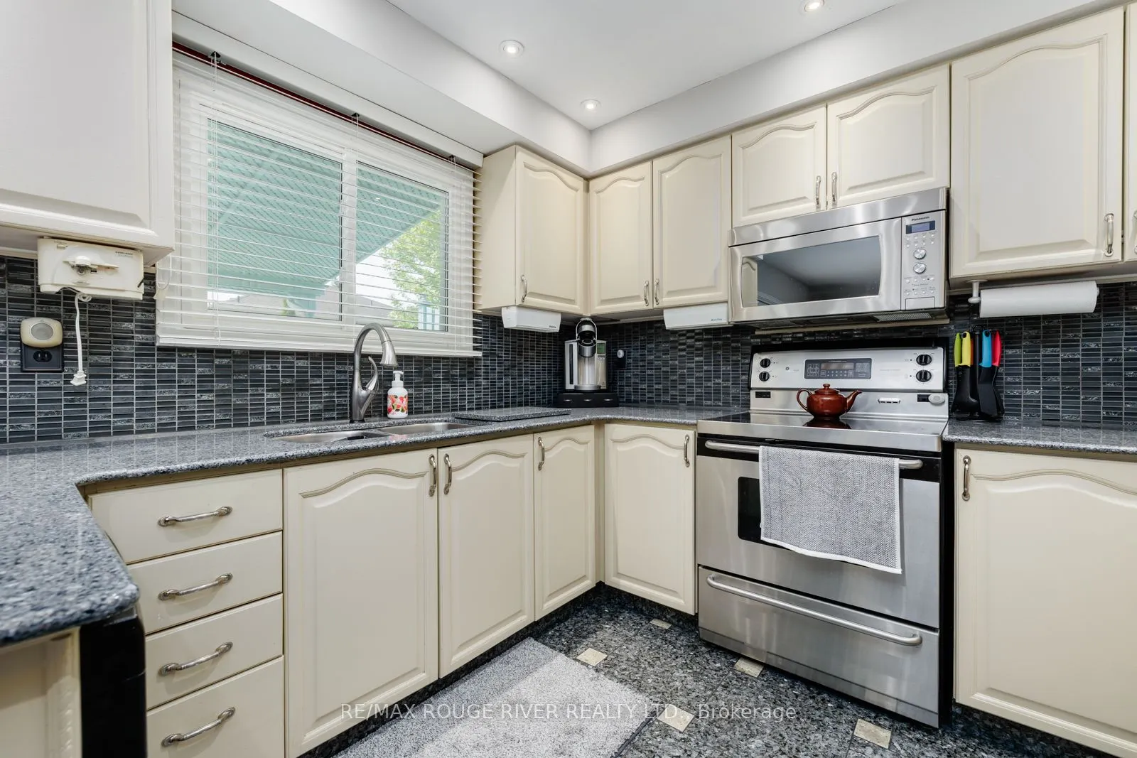 1106 Ridge Valley Drive