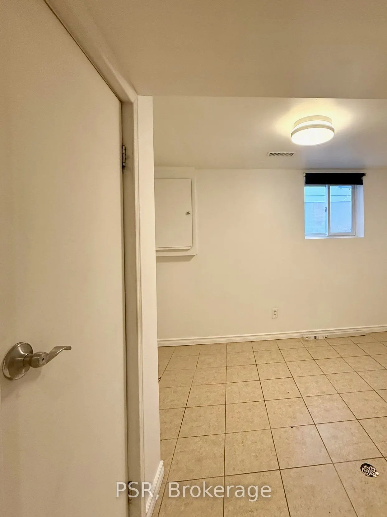 191 Coxwell Avenue, #Lower