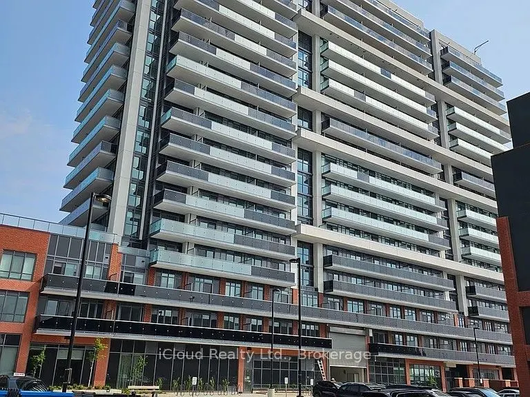 2550 Simcoe Street N, #321