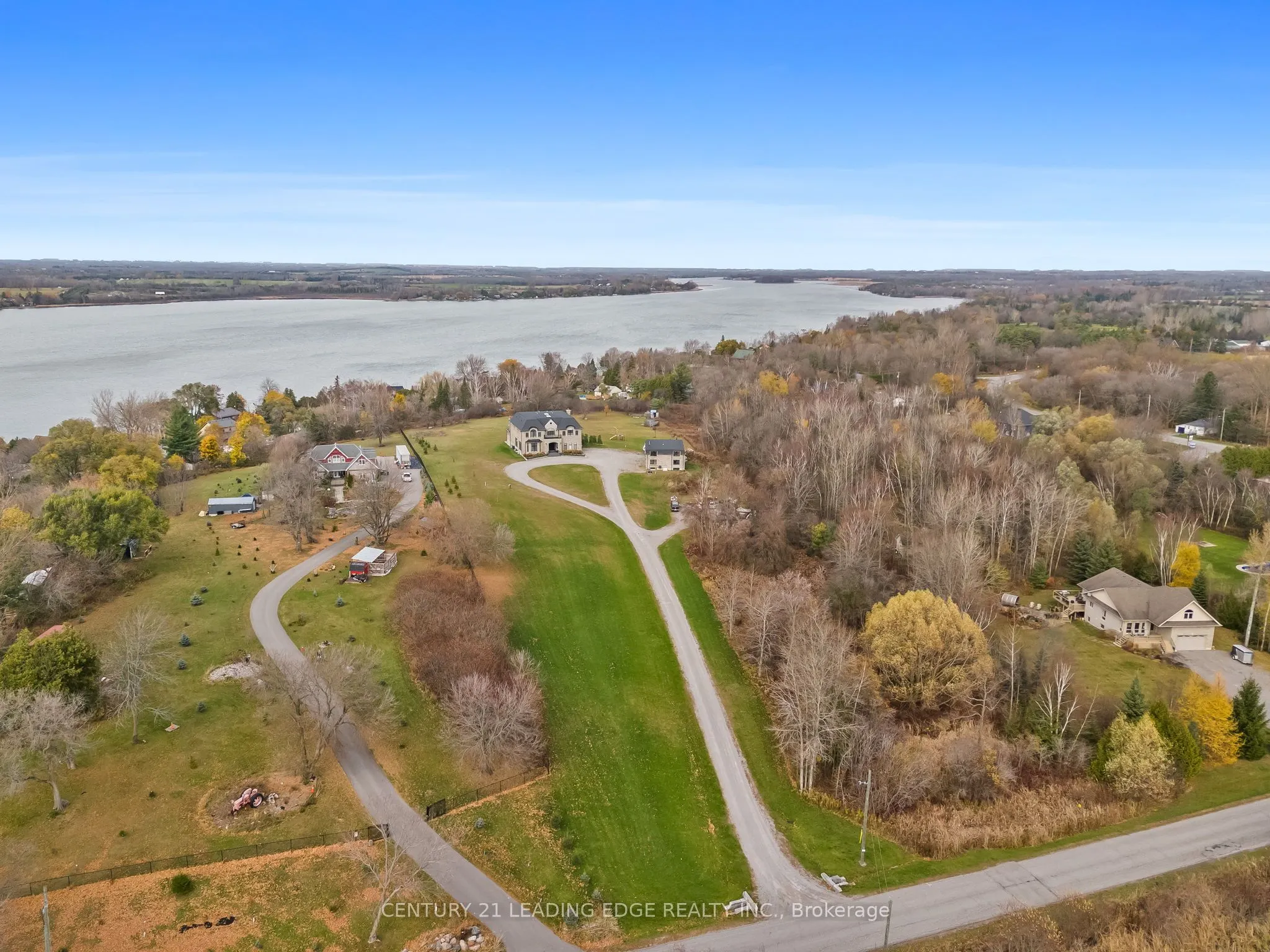 690 View Lake Road