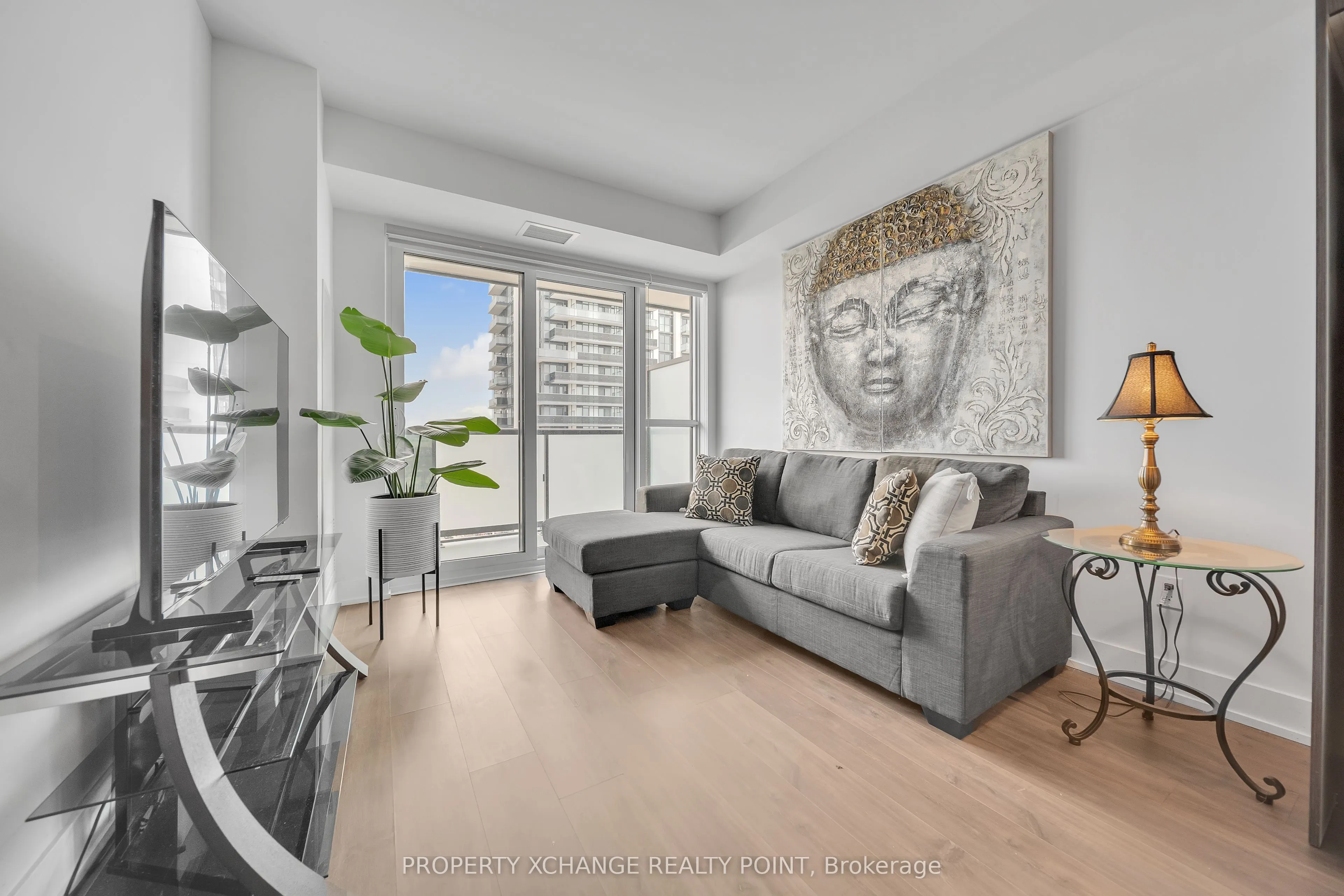 2550 Simcoe Street, #1012