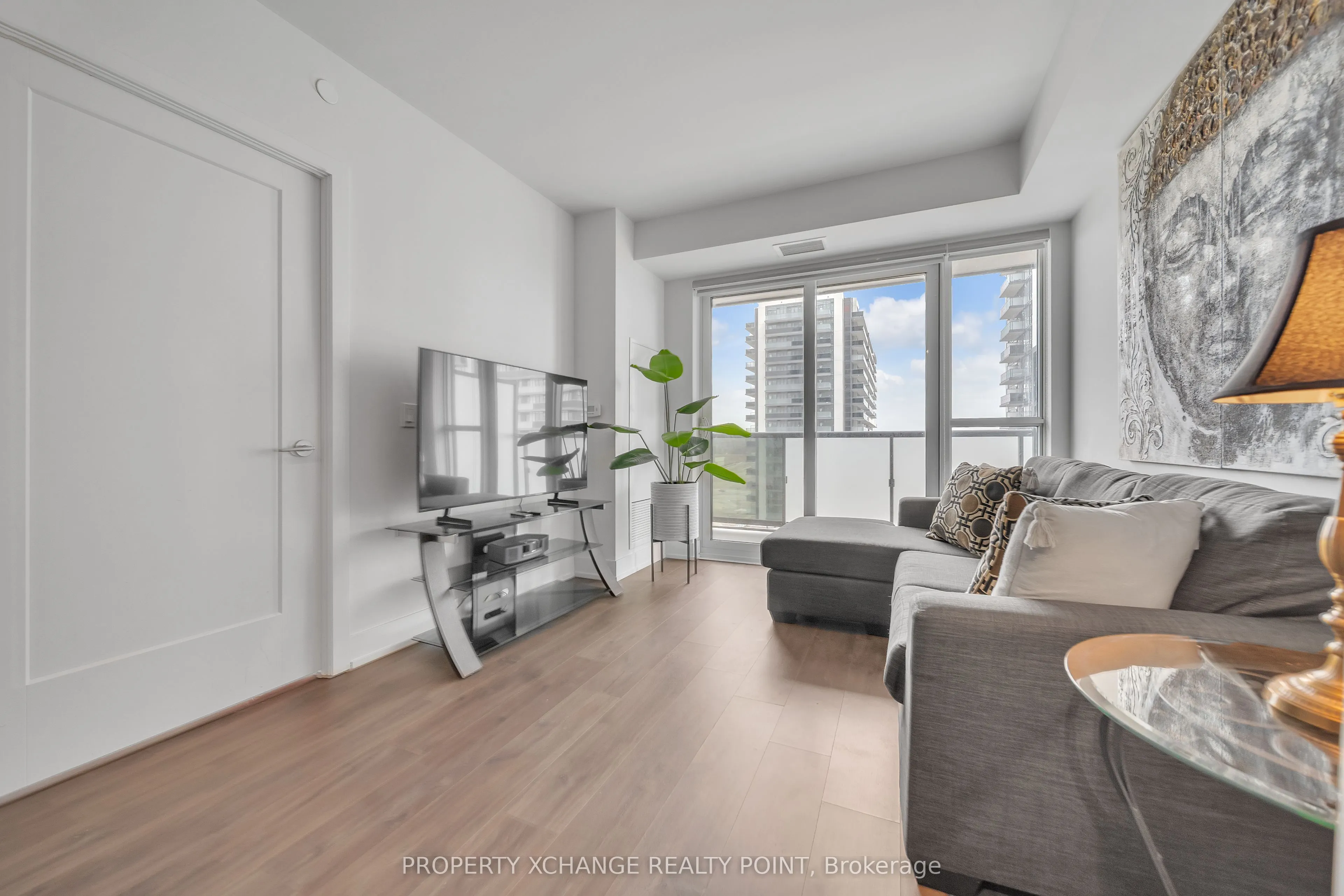 2550 Simcoe Street, #1012