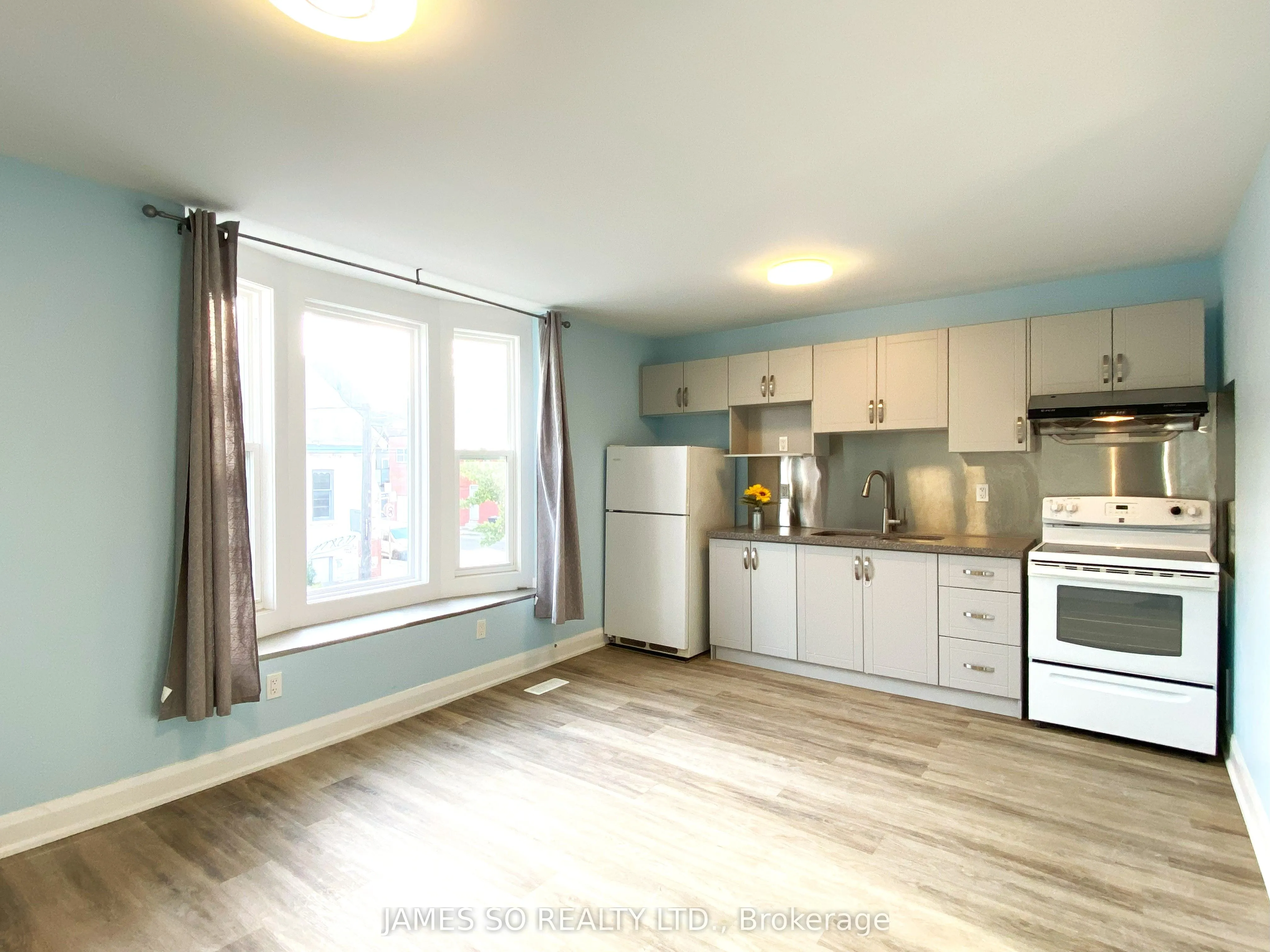 293 Broadview Avenue, #2nd Floor