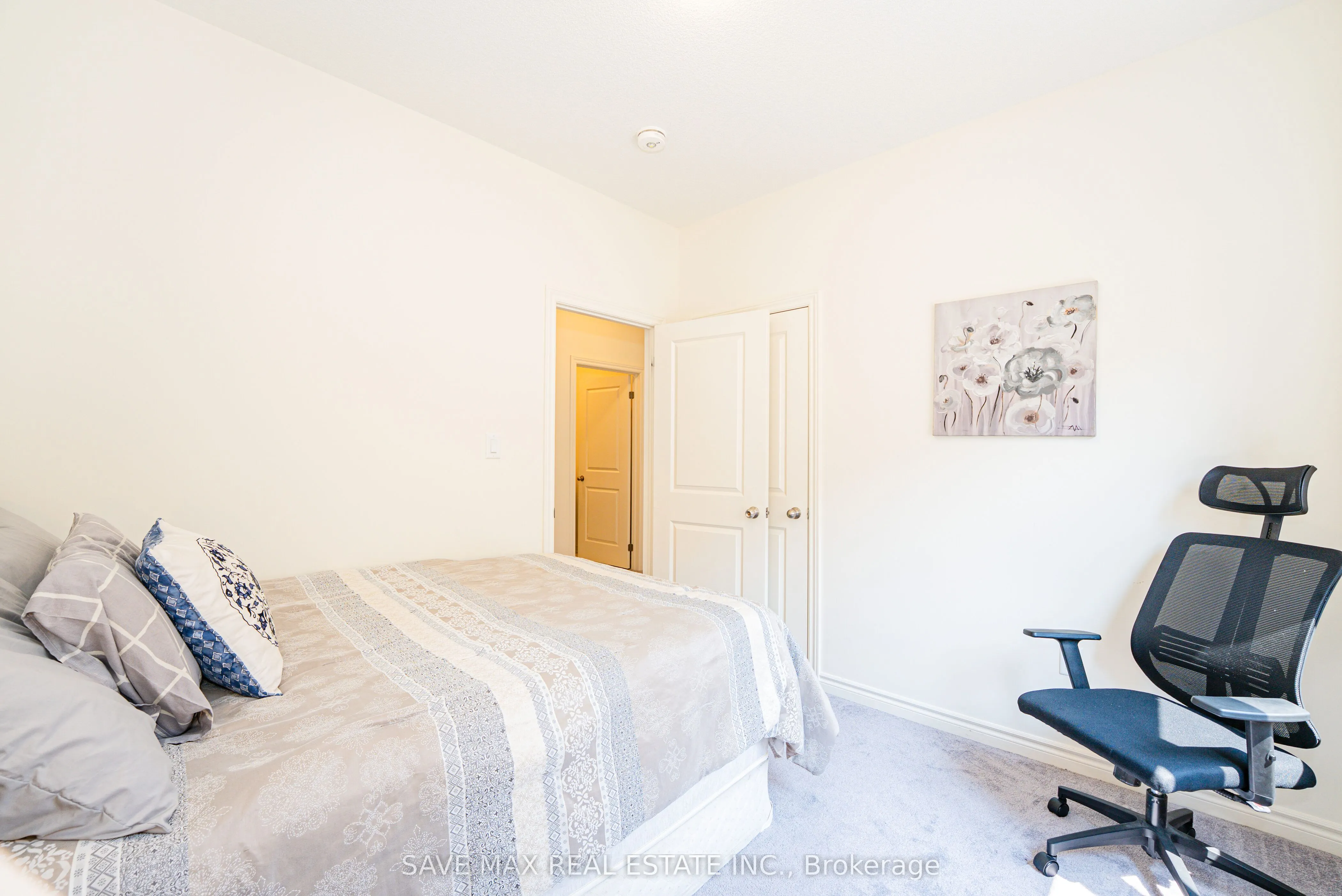 2092 Coppermine Street