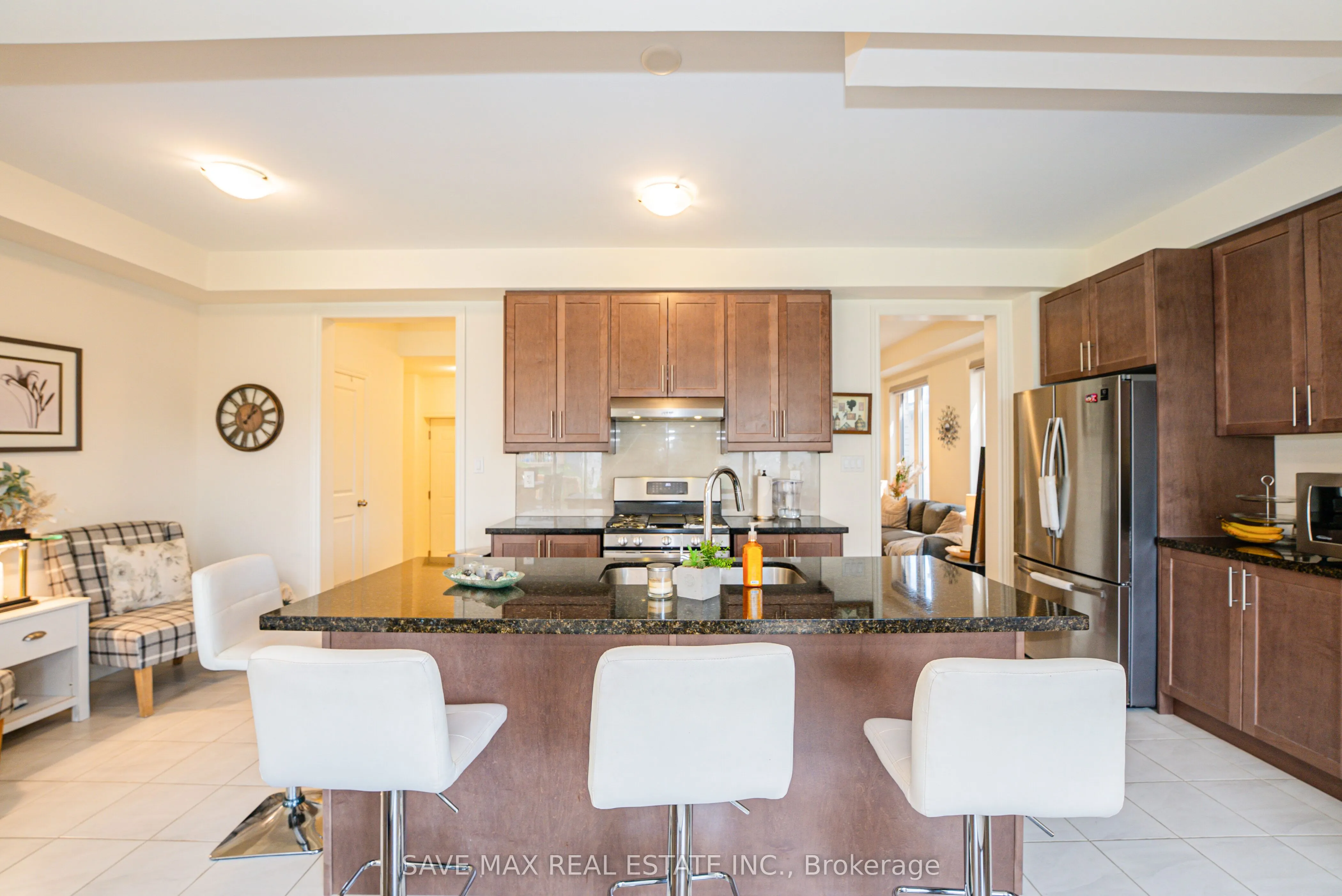 2092 Coppermine Street