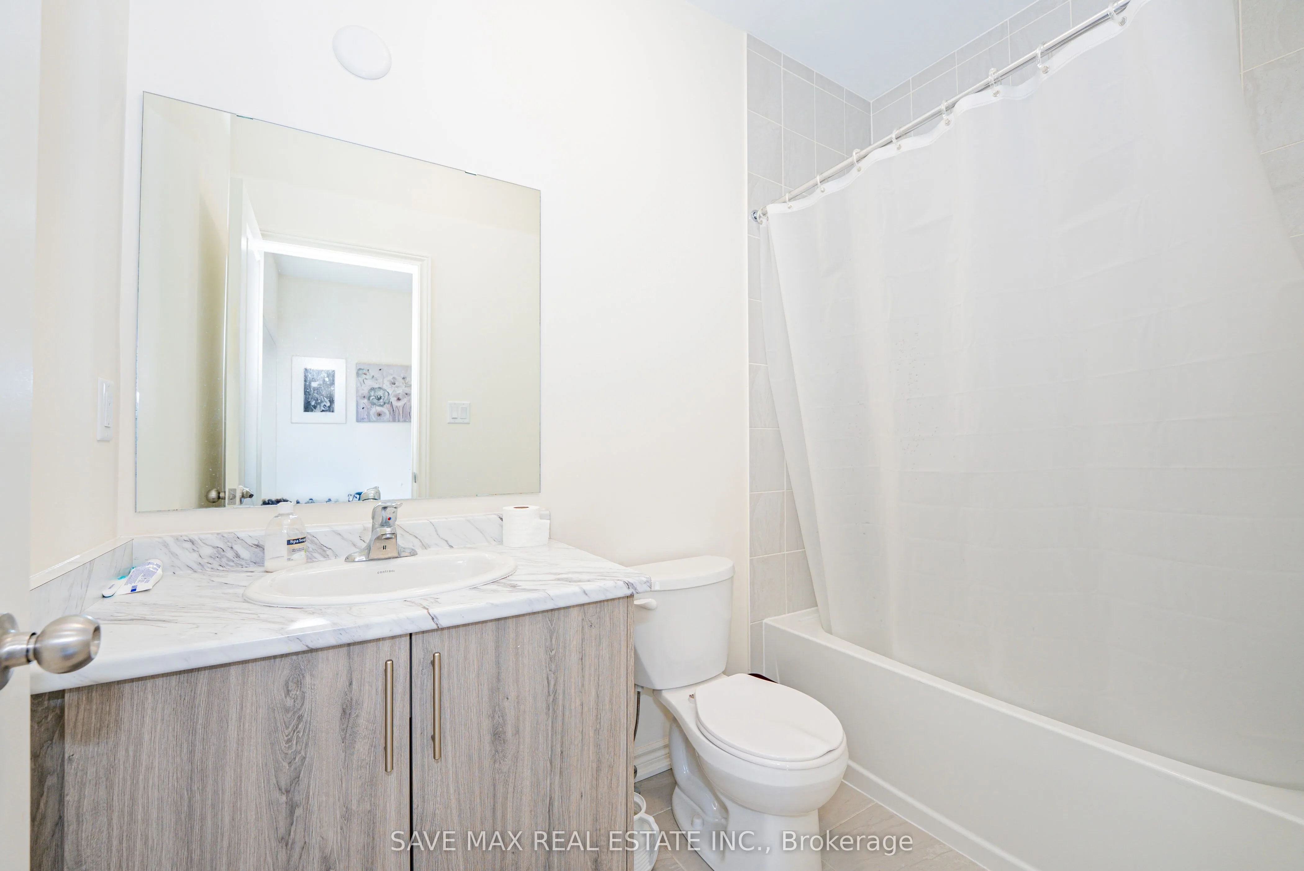 2092 Coppermine Street