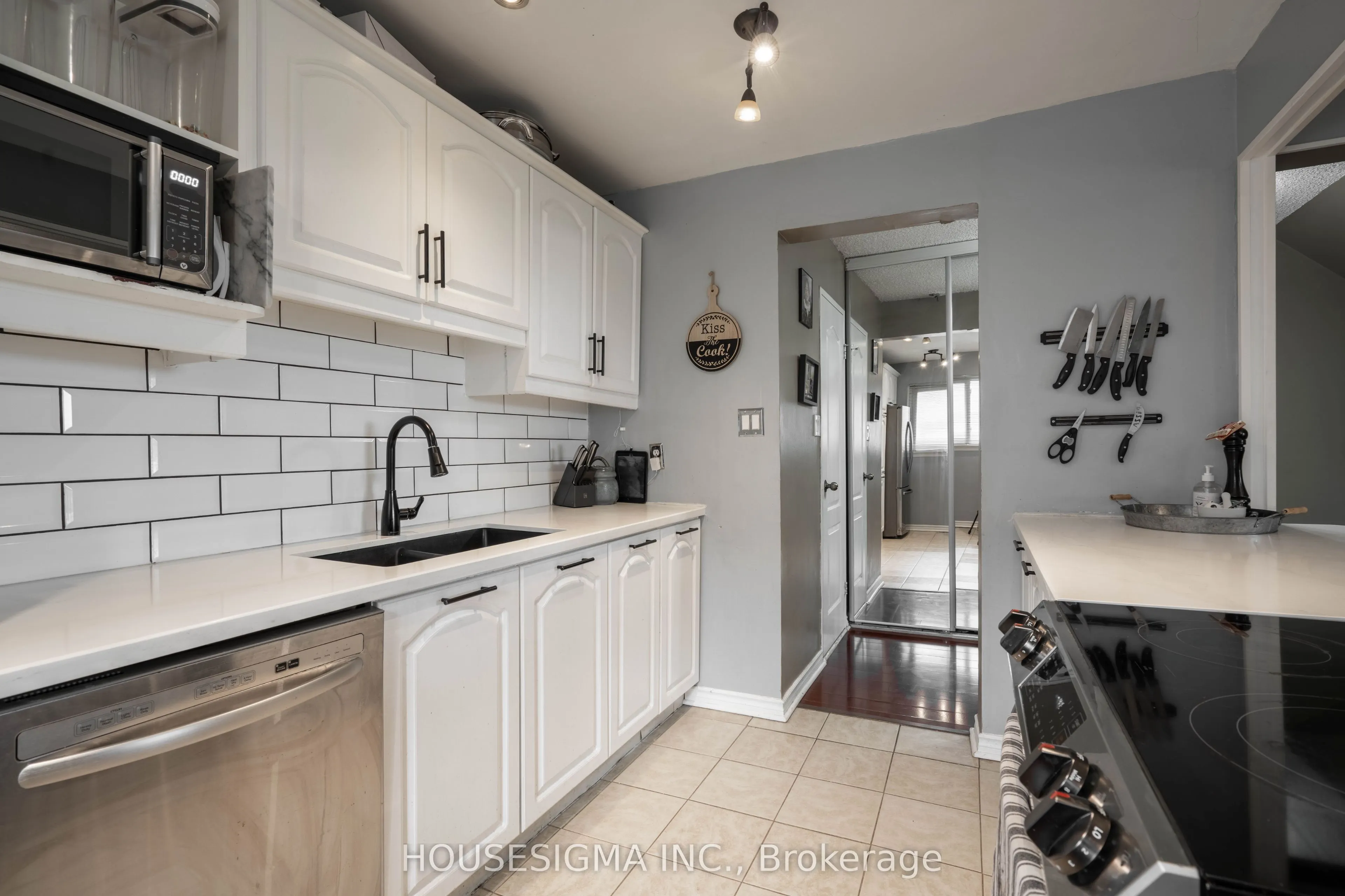 321 Blackthorn Street, #82