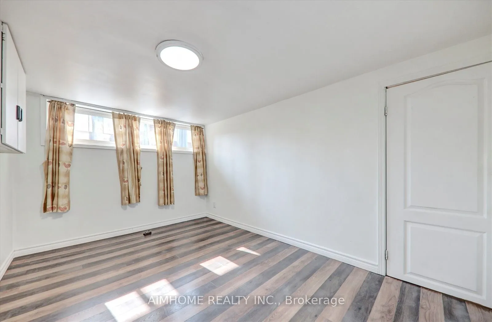 29 Jeavons Avenue