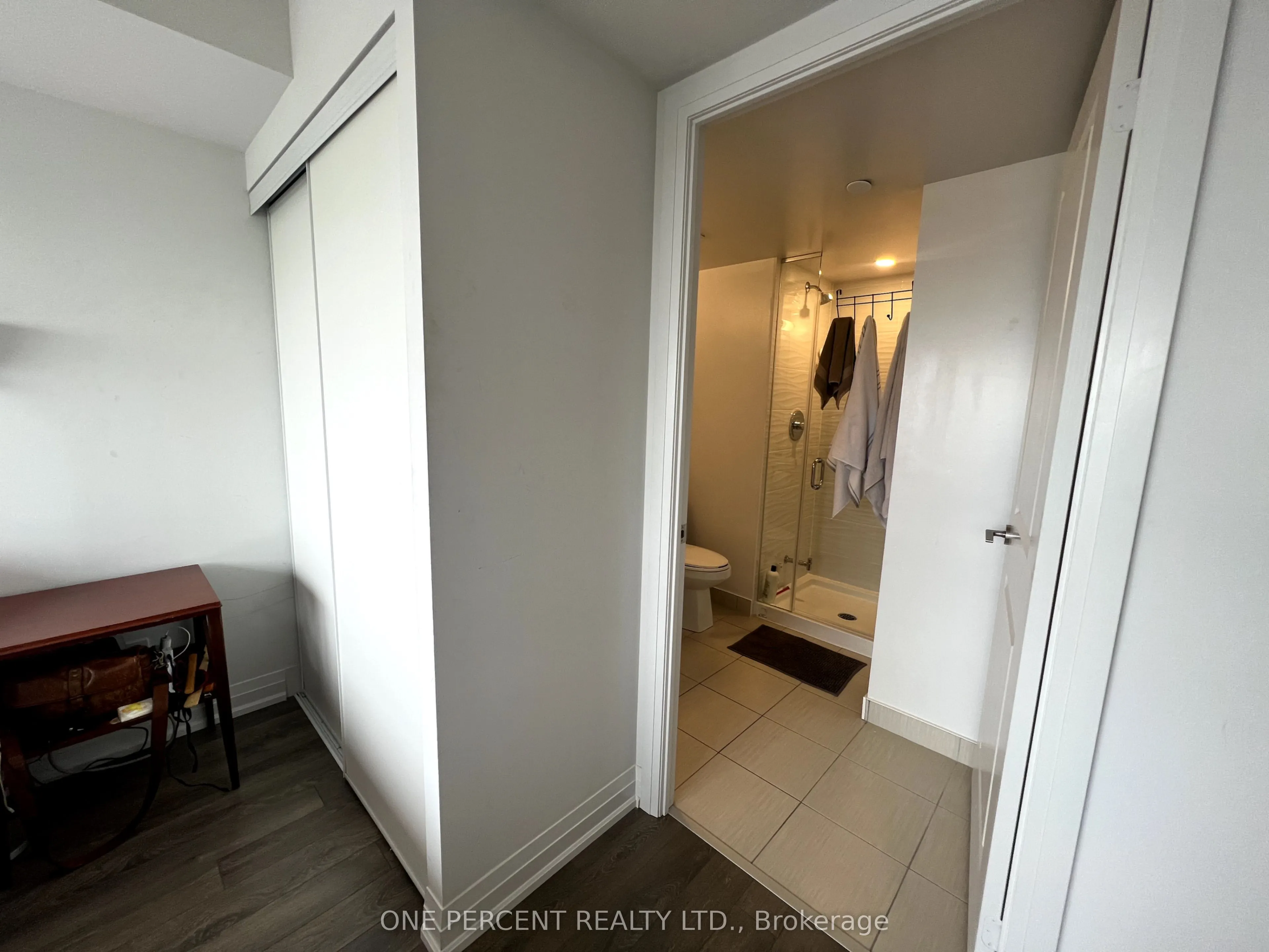 20 Meadowglen Place, #2108