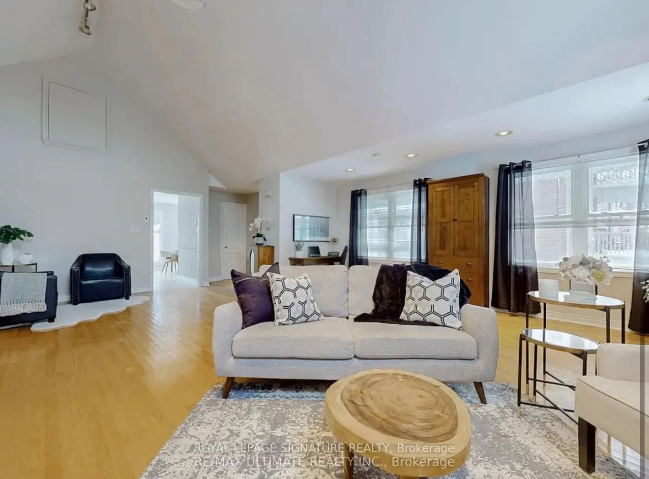 467 Poplar Avenue