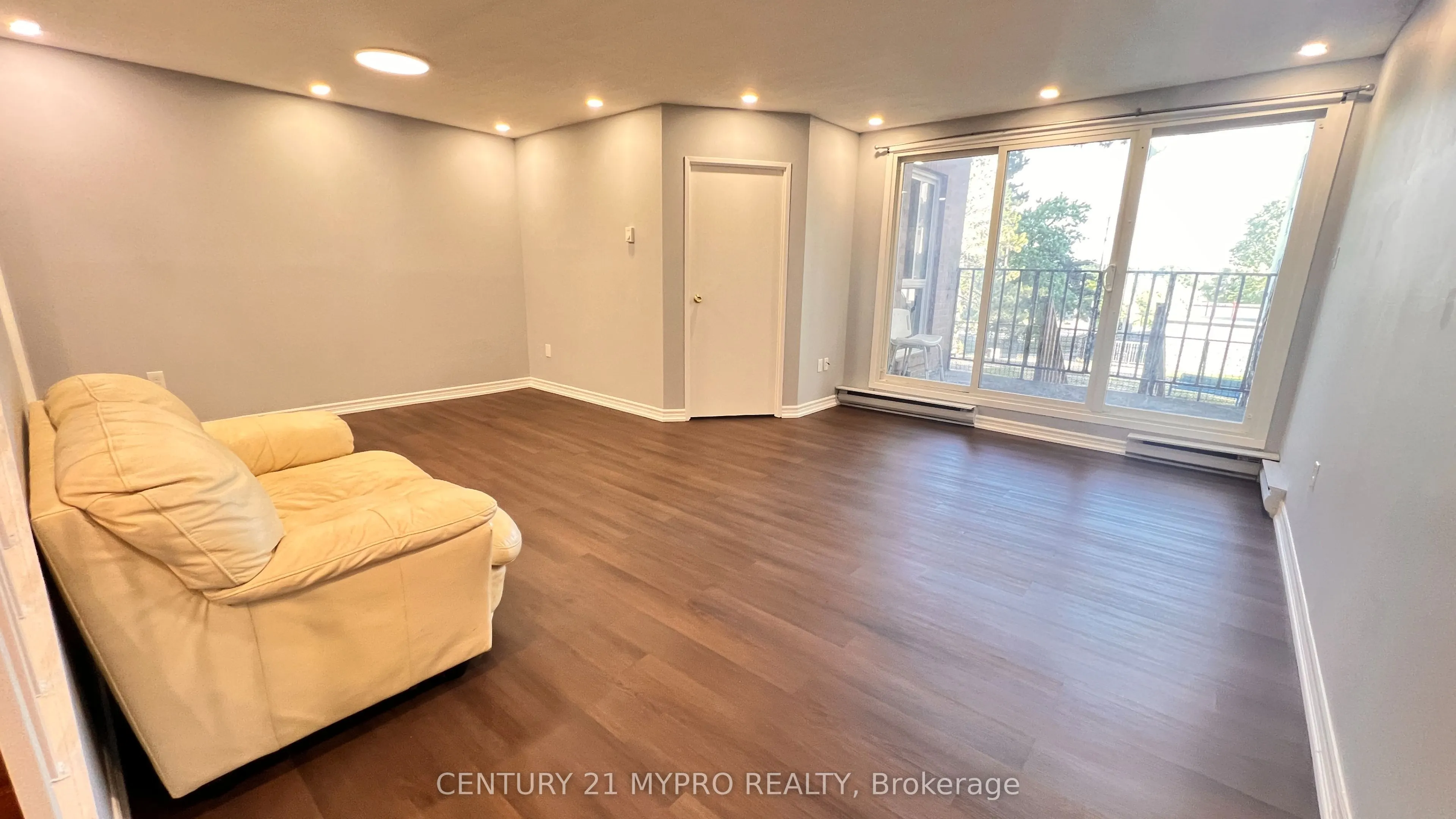 100 Mornelle Court, #1034
