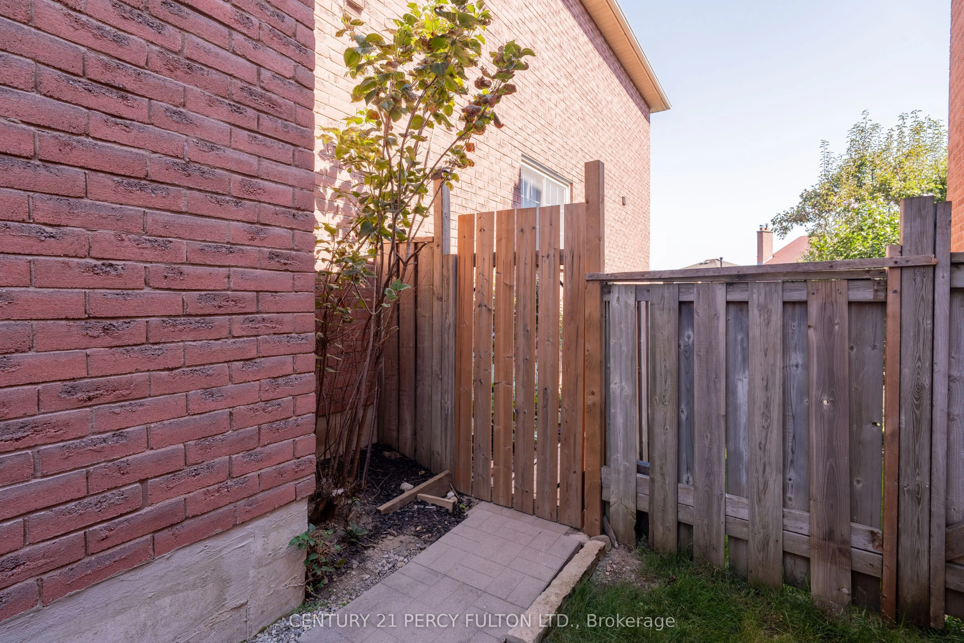 9 Dagwell Crescent, #Bsmt.