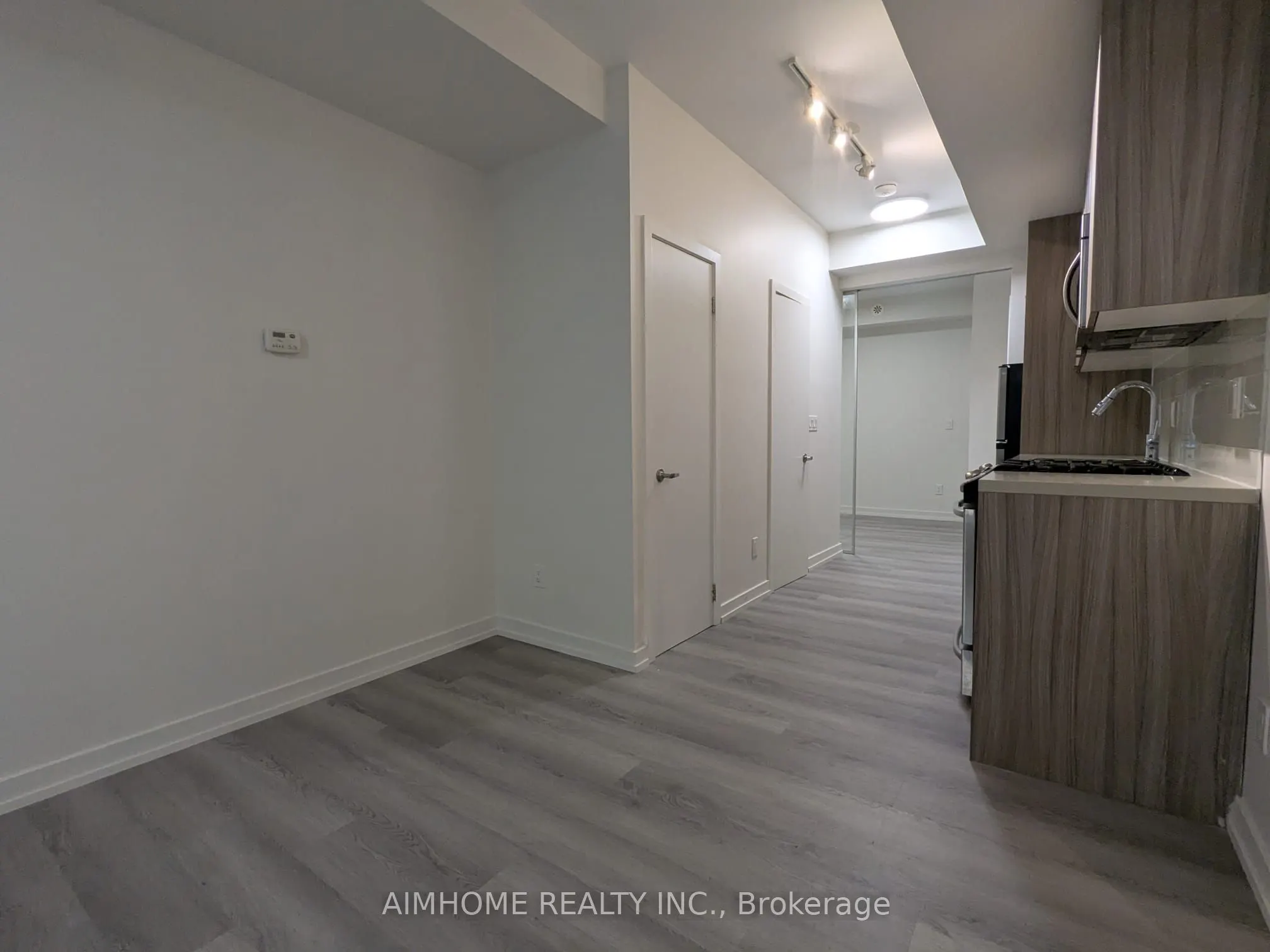 140 Broadview Avenue, #40