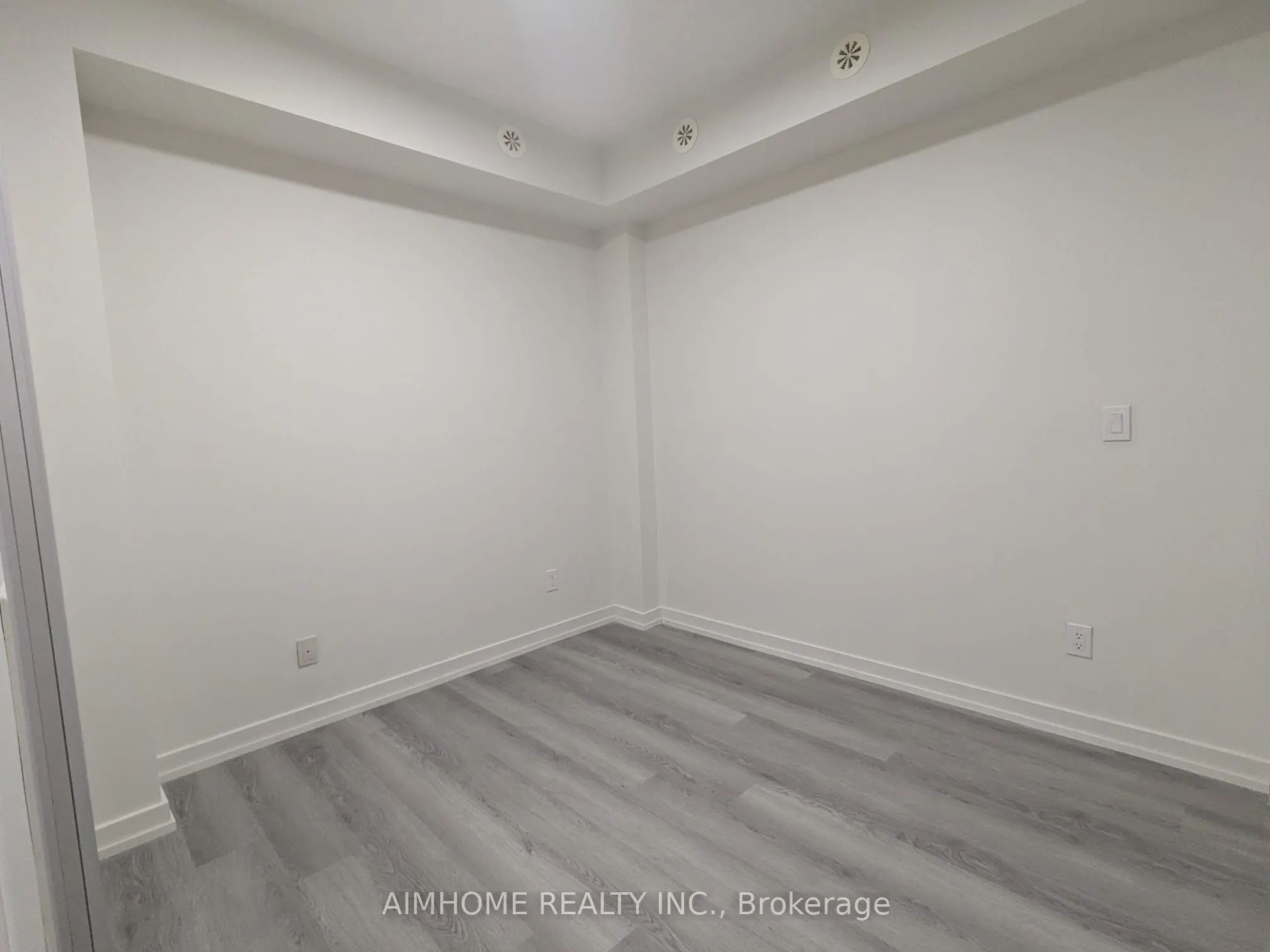 140 Broadview Avenue, #40