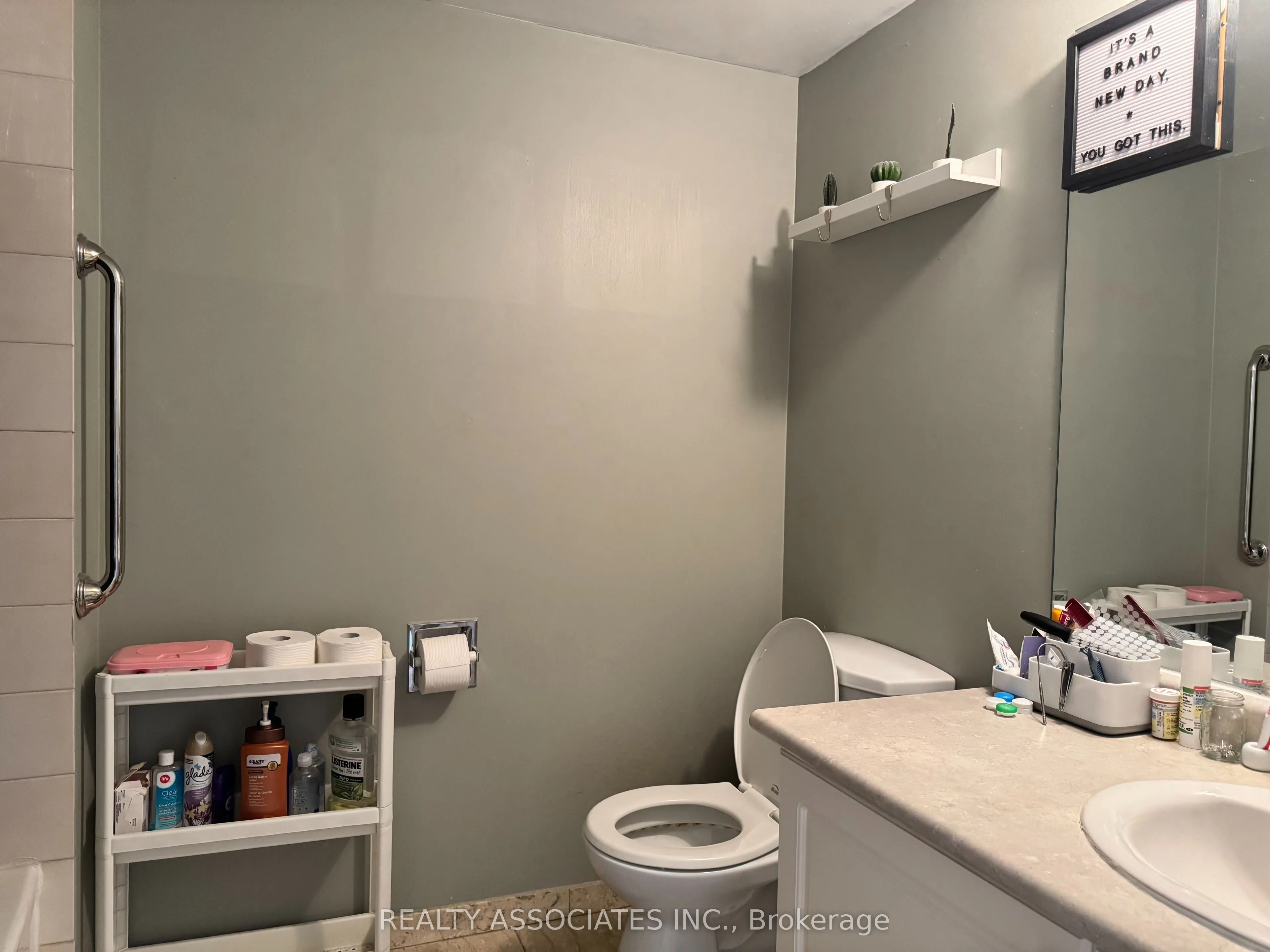 1 Reidmount Avenue, #304