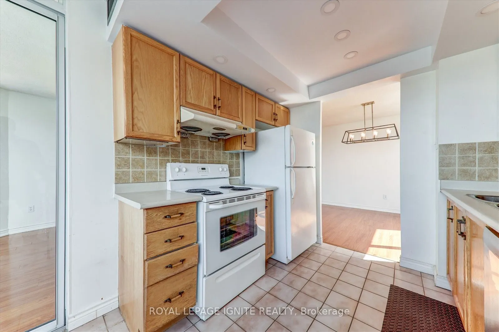 330 Alton Towers Circle, #1801