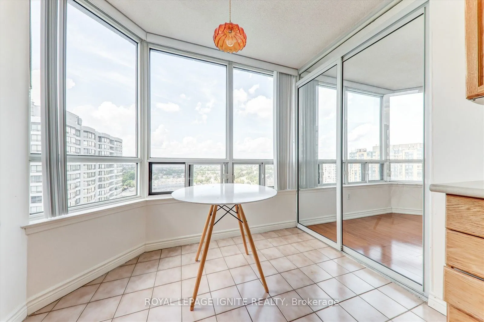 330 Alton Towers Circle, #1801