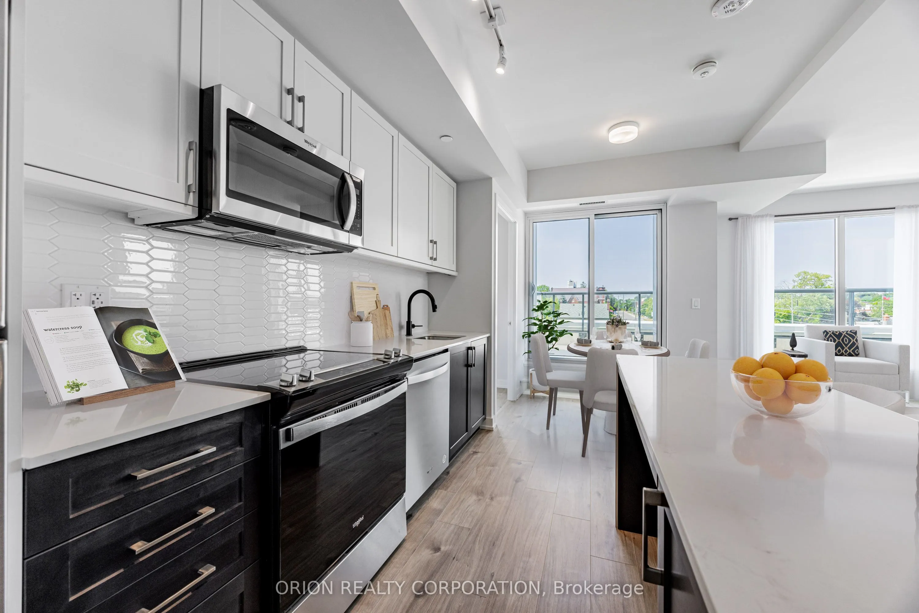 201 Brock Street, #430