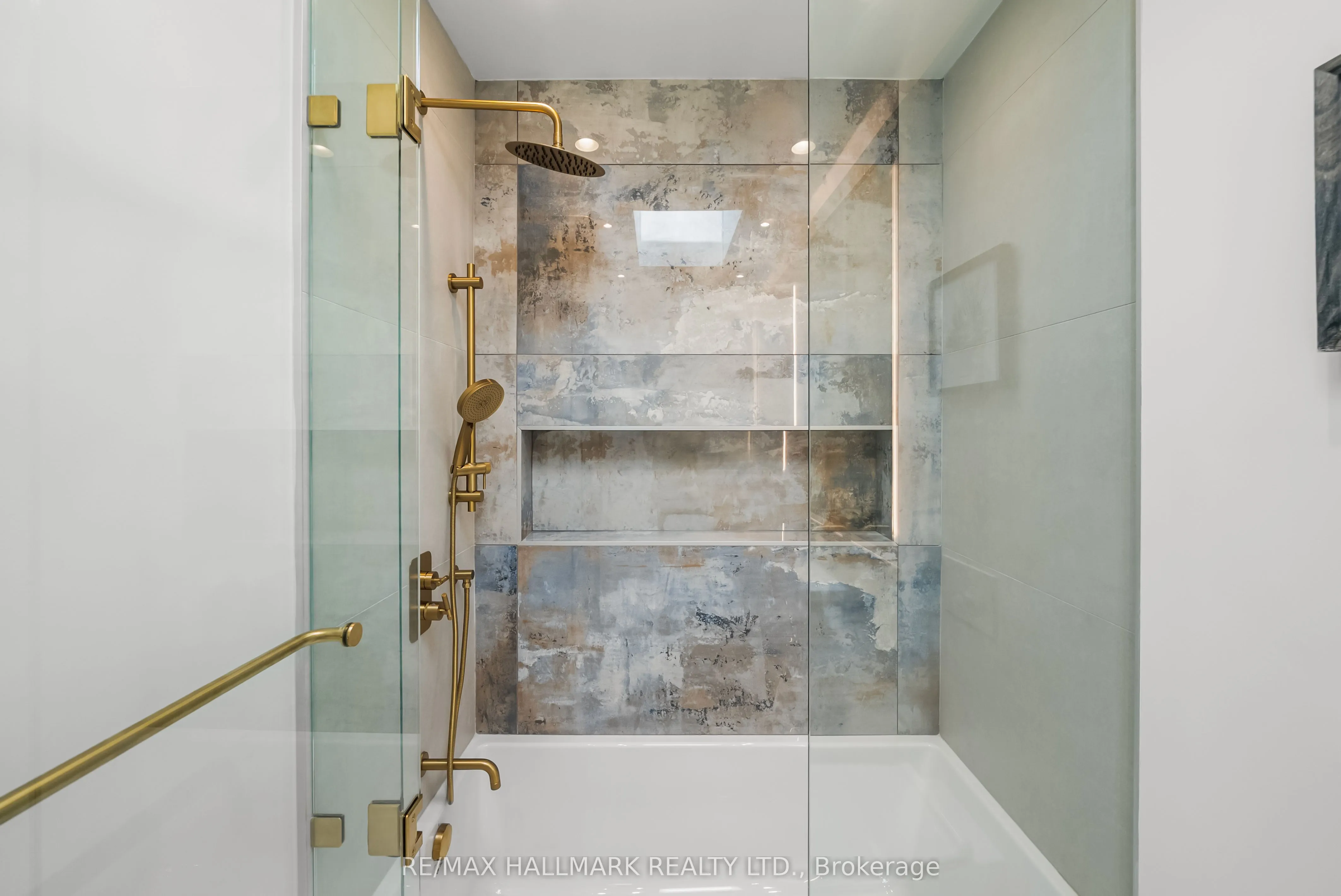 16A Kenrae Road