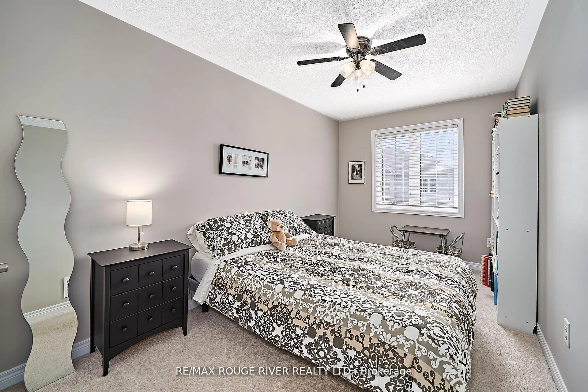 26 Lander Crescent