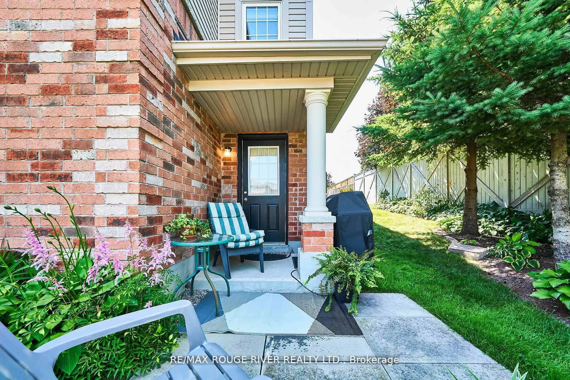 26 Lander Crescent