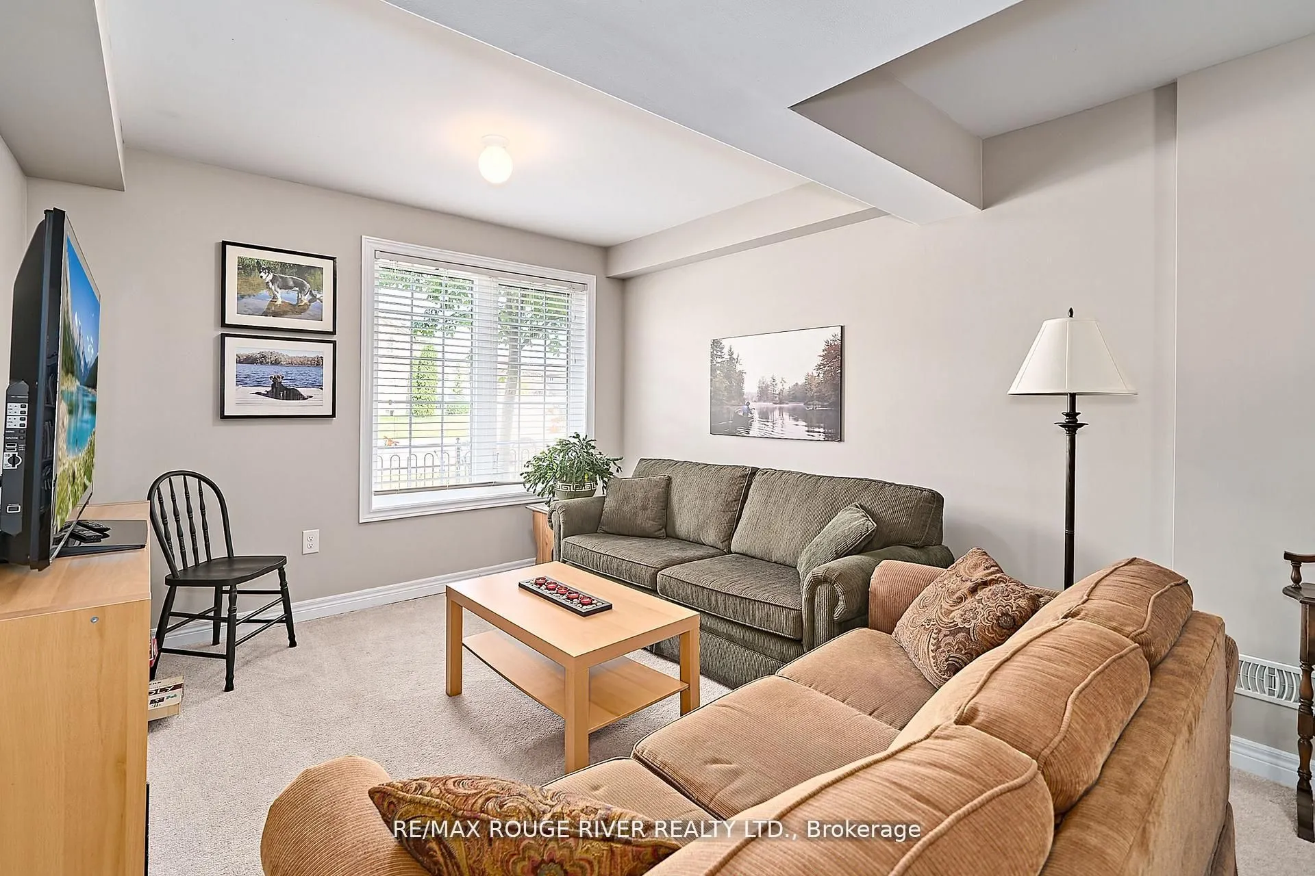 26 Lander Crescent