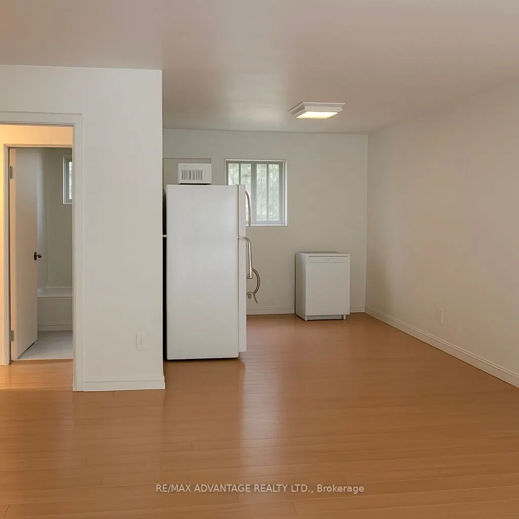 106 Hubbard Boulevard
