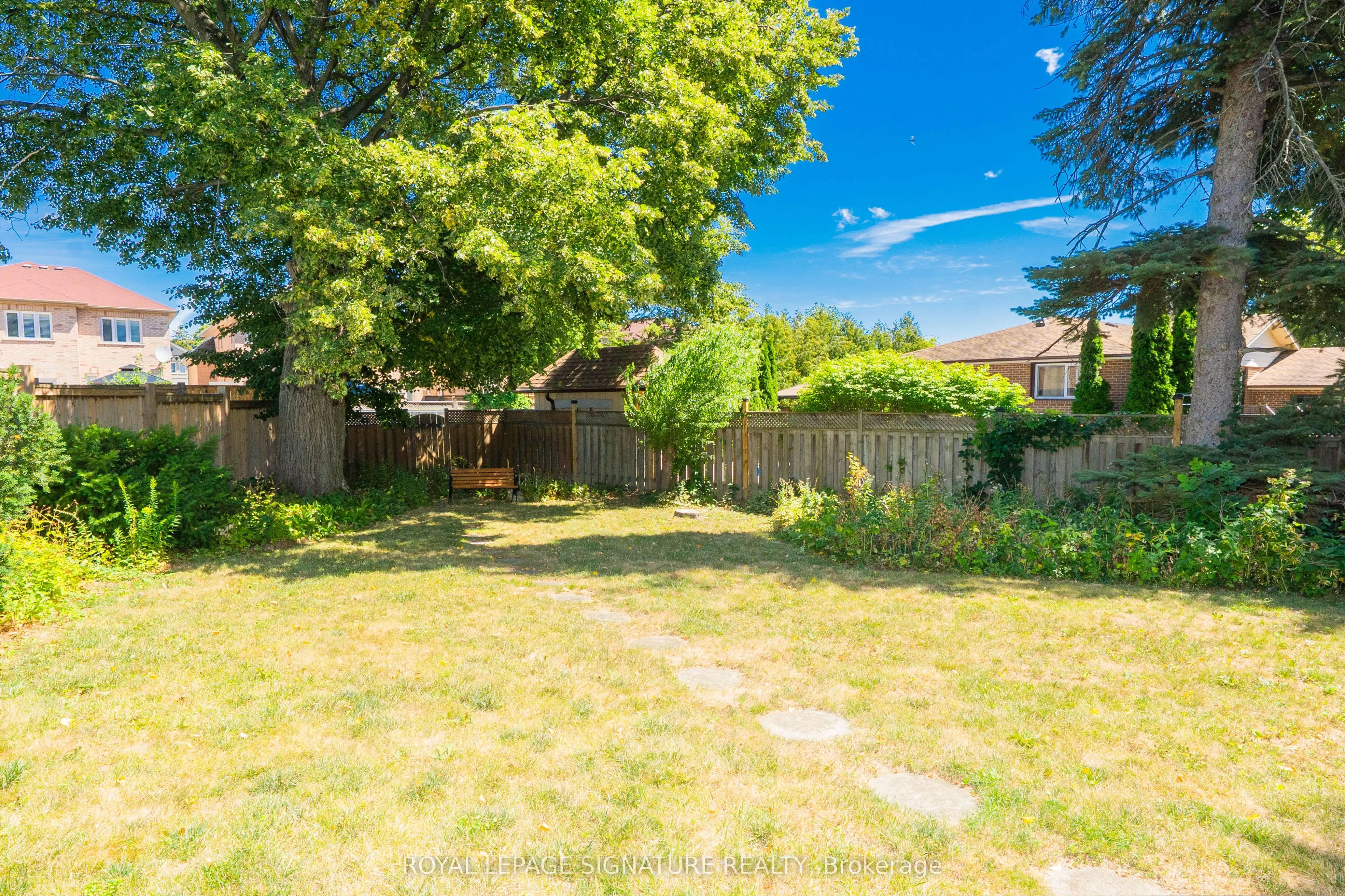 19 Castlemere Crescent