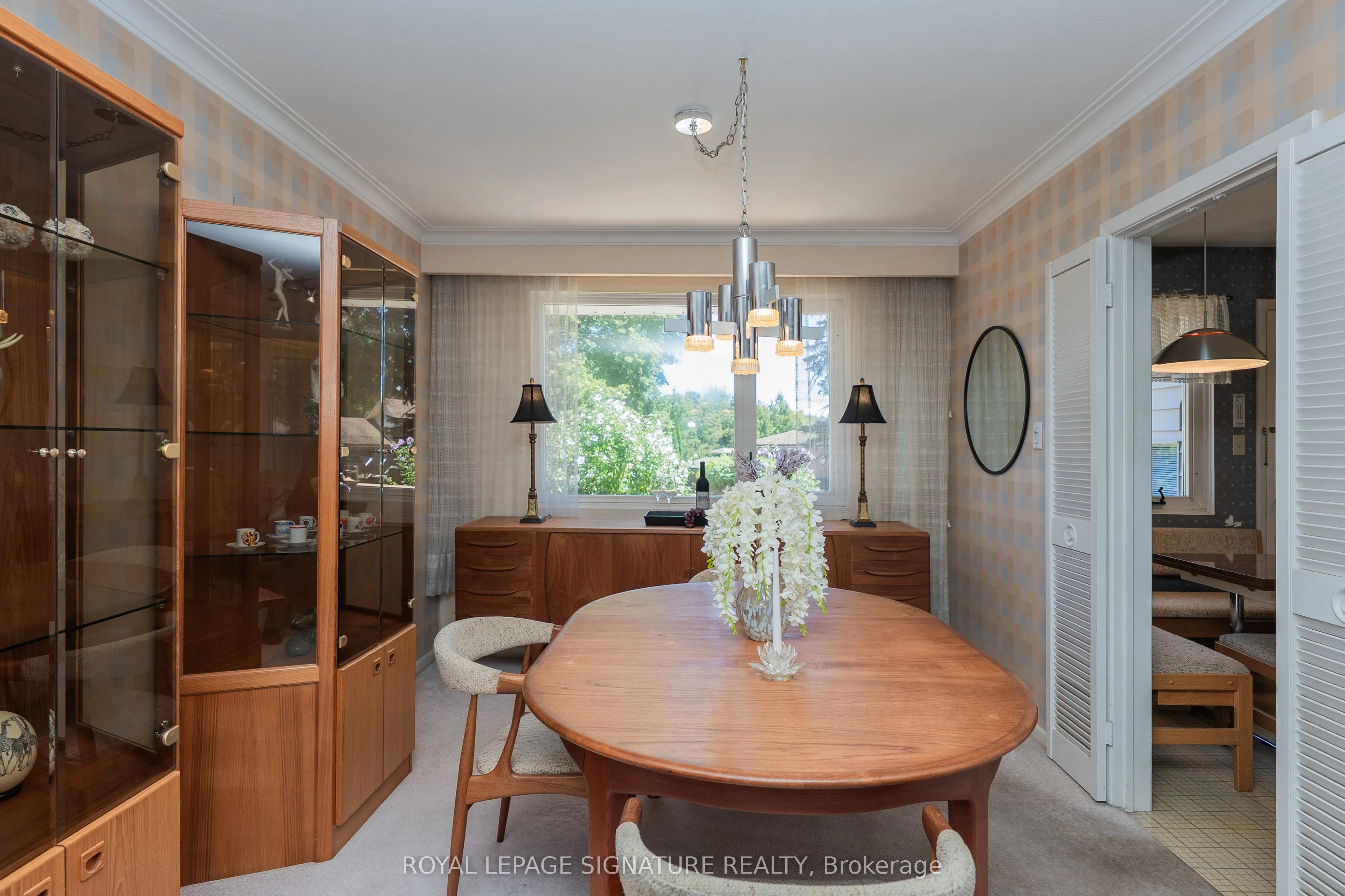 19 Castlemere Crescent