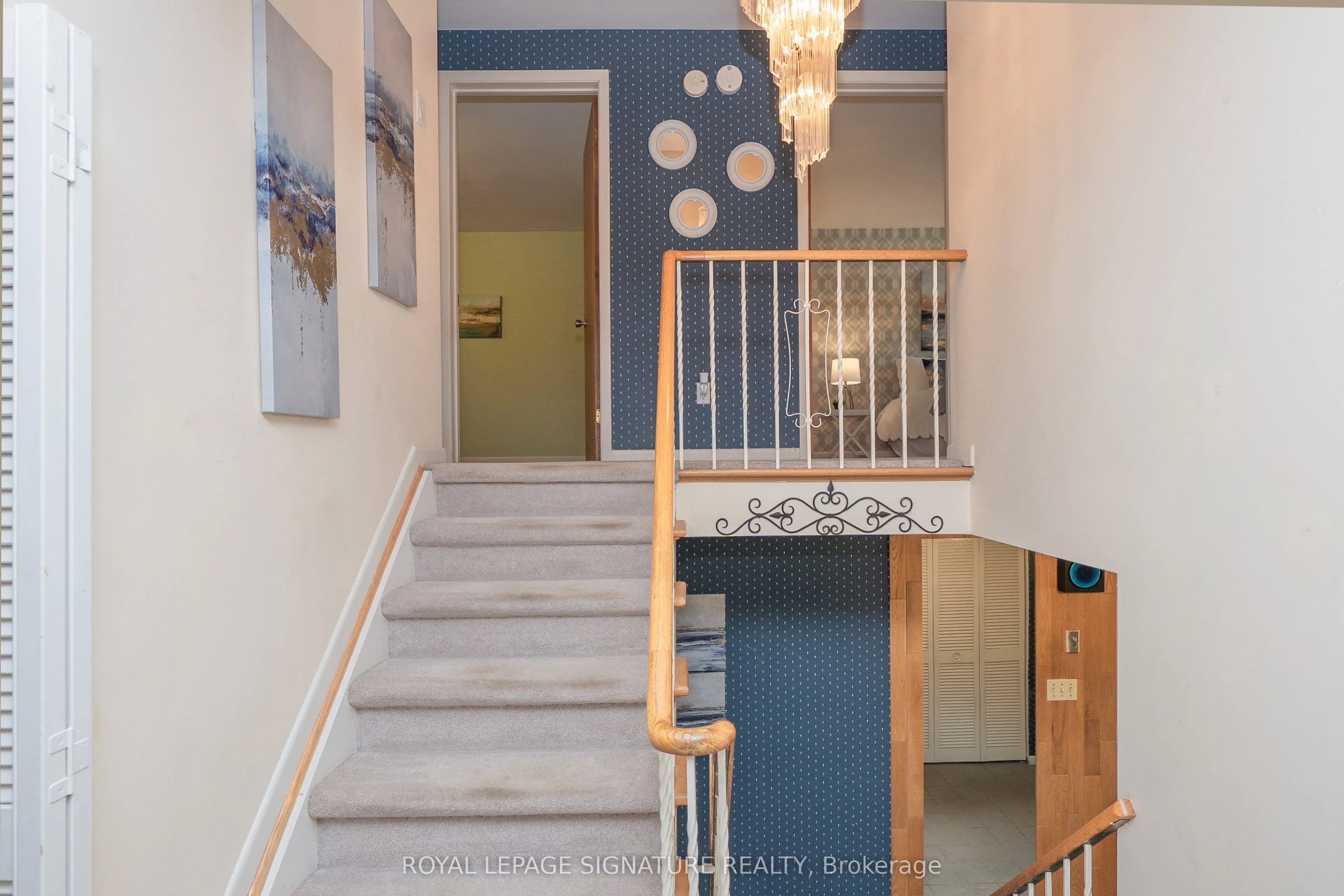 19 Castlemere Crescent