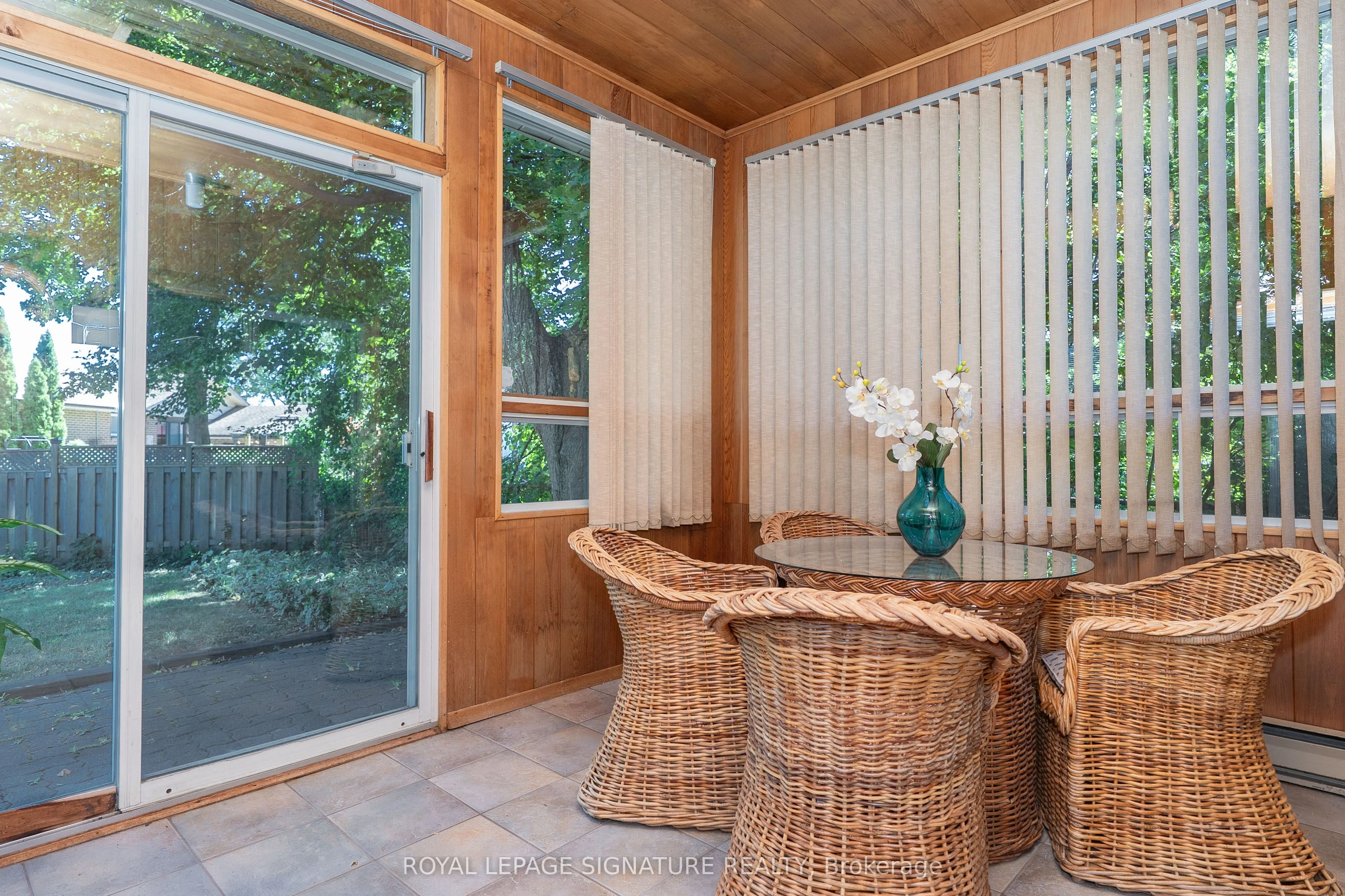 19 Castlemere Crescent