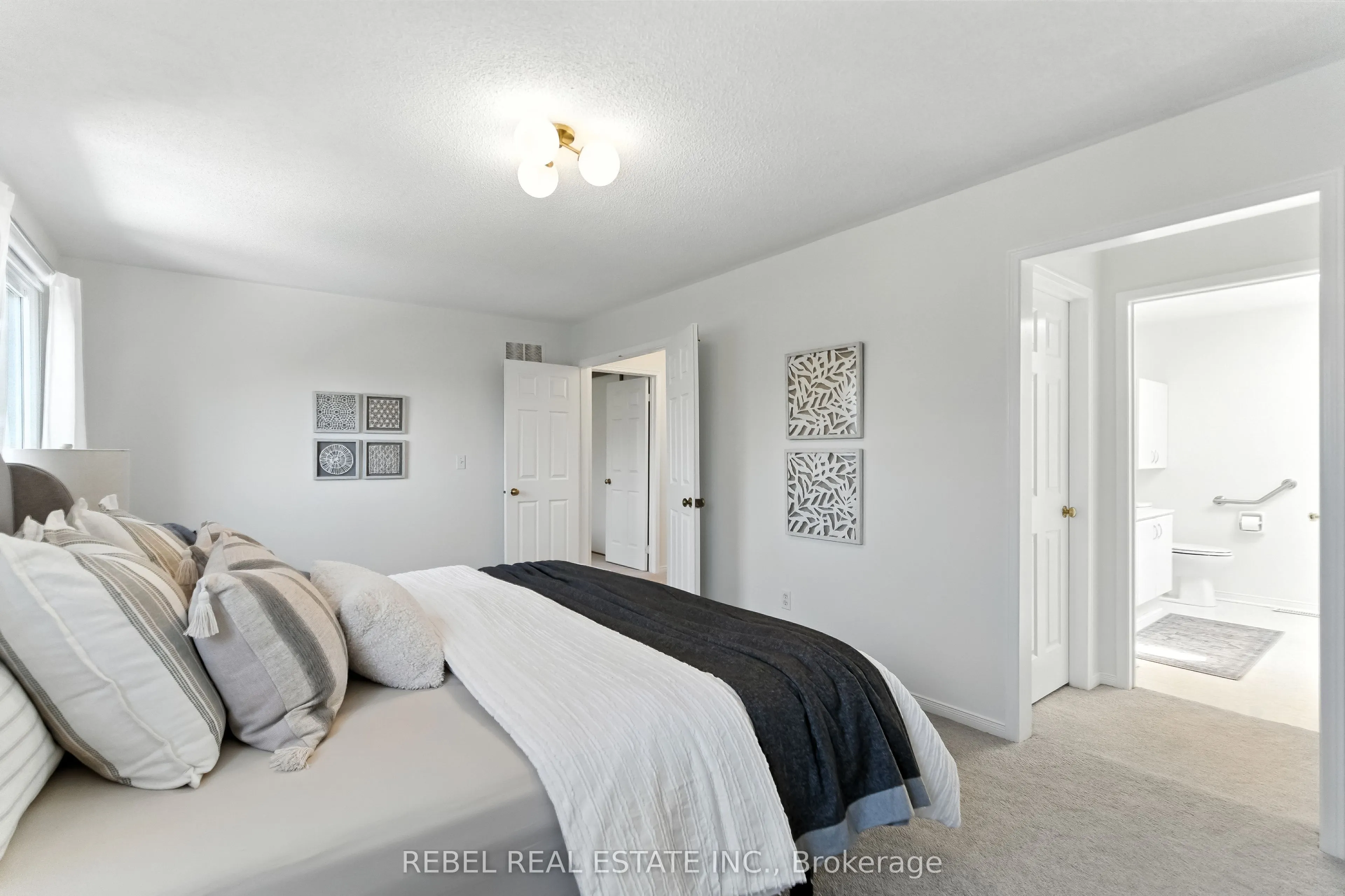 696 Atwood Crescent