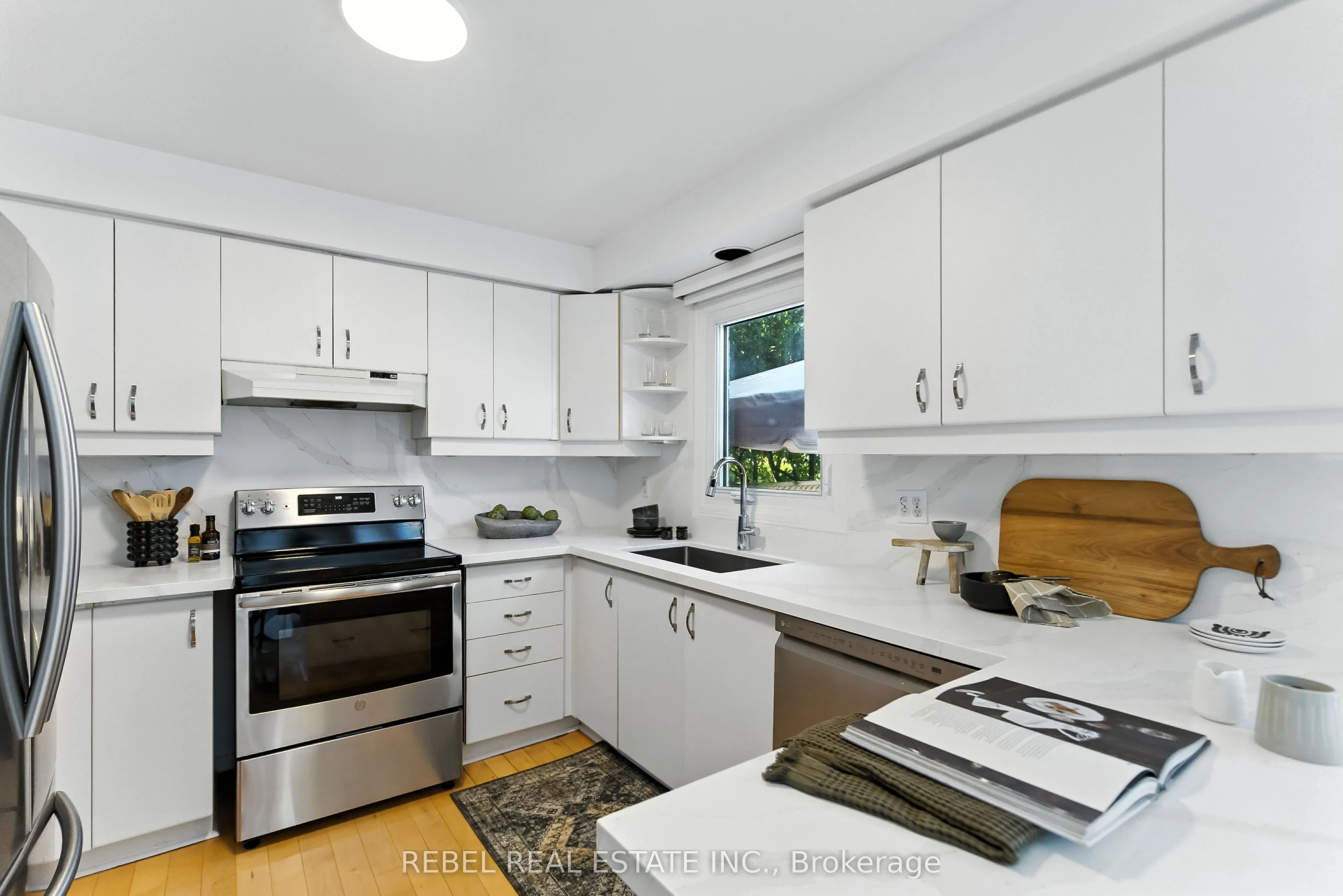 696 Atwood Crescent