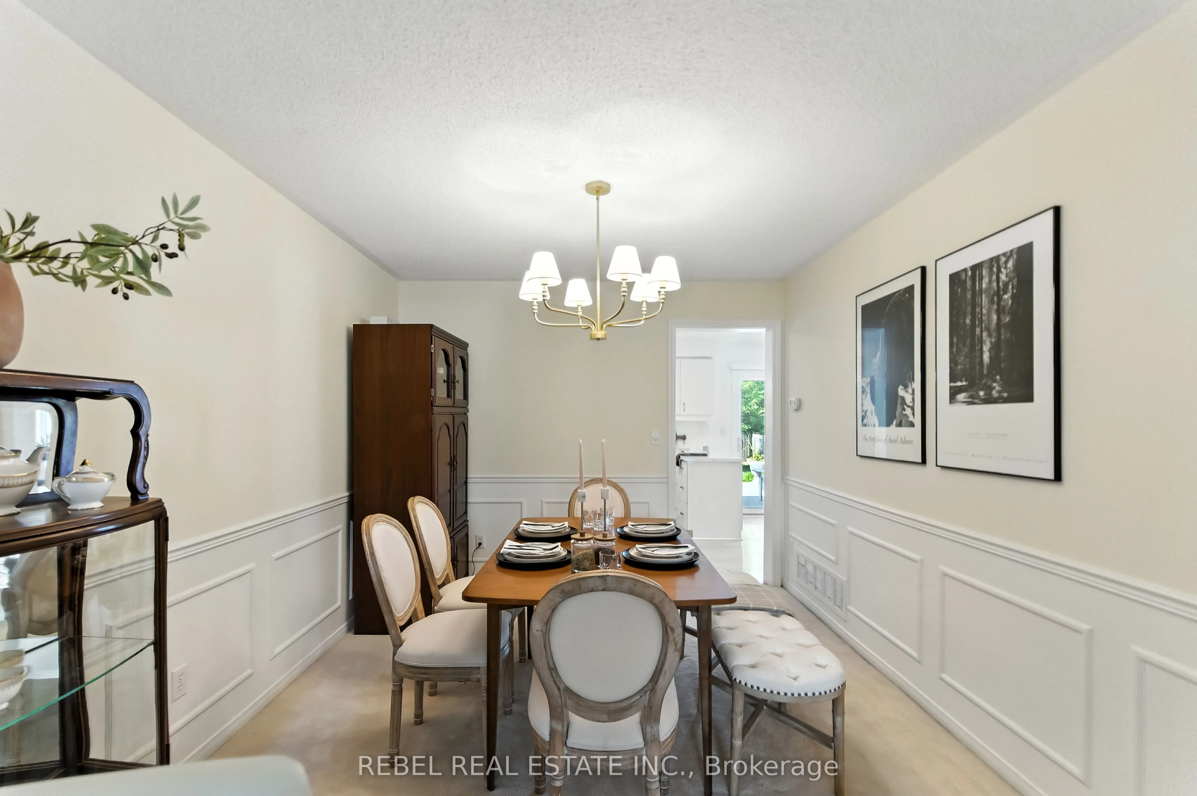 696 Atwood Crescent