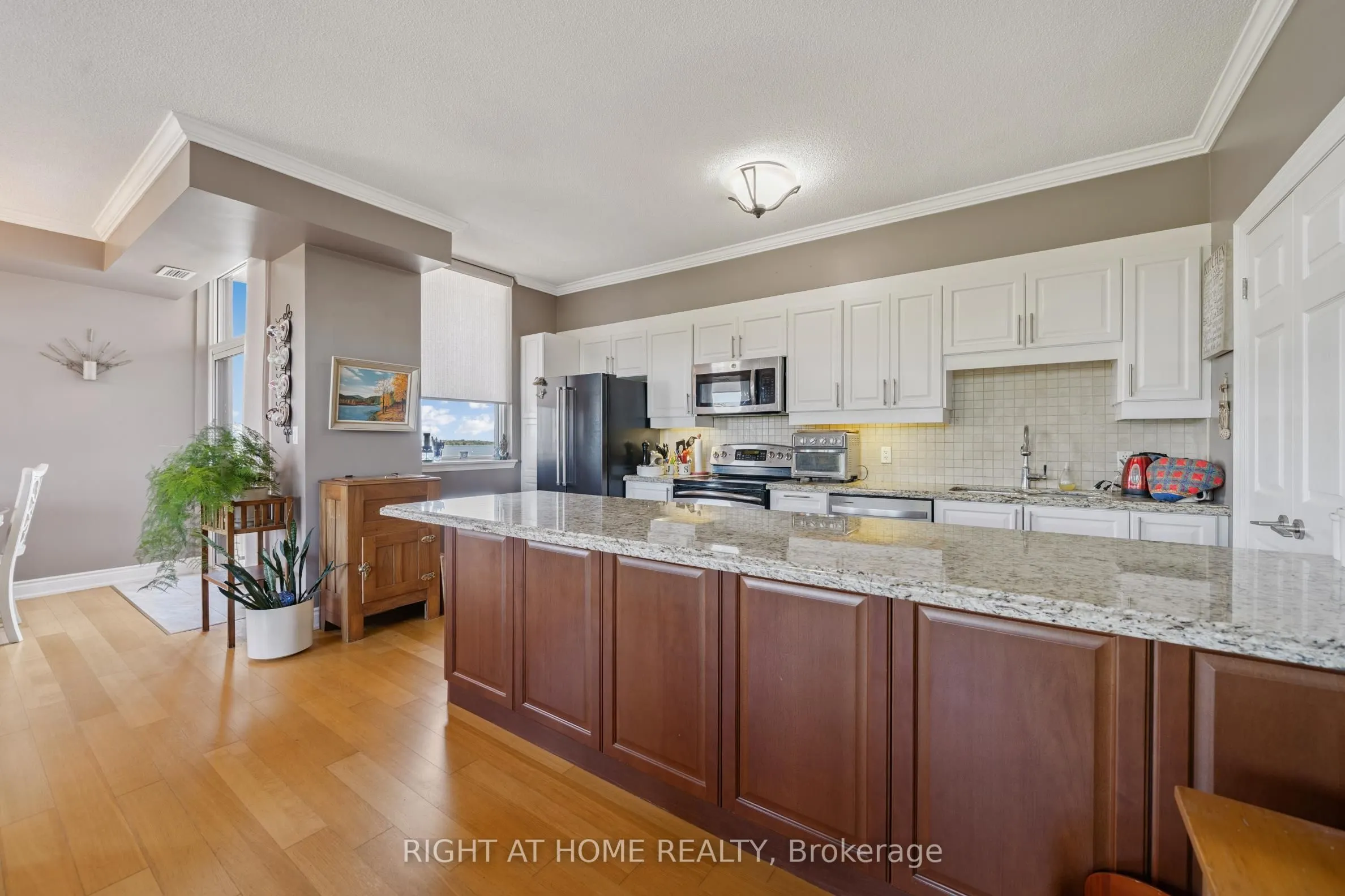 171 Shanly Street, #502