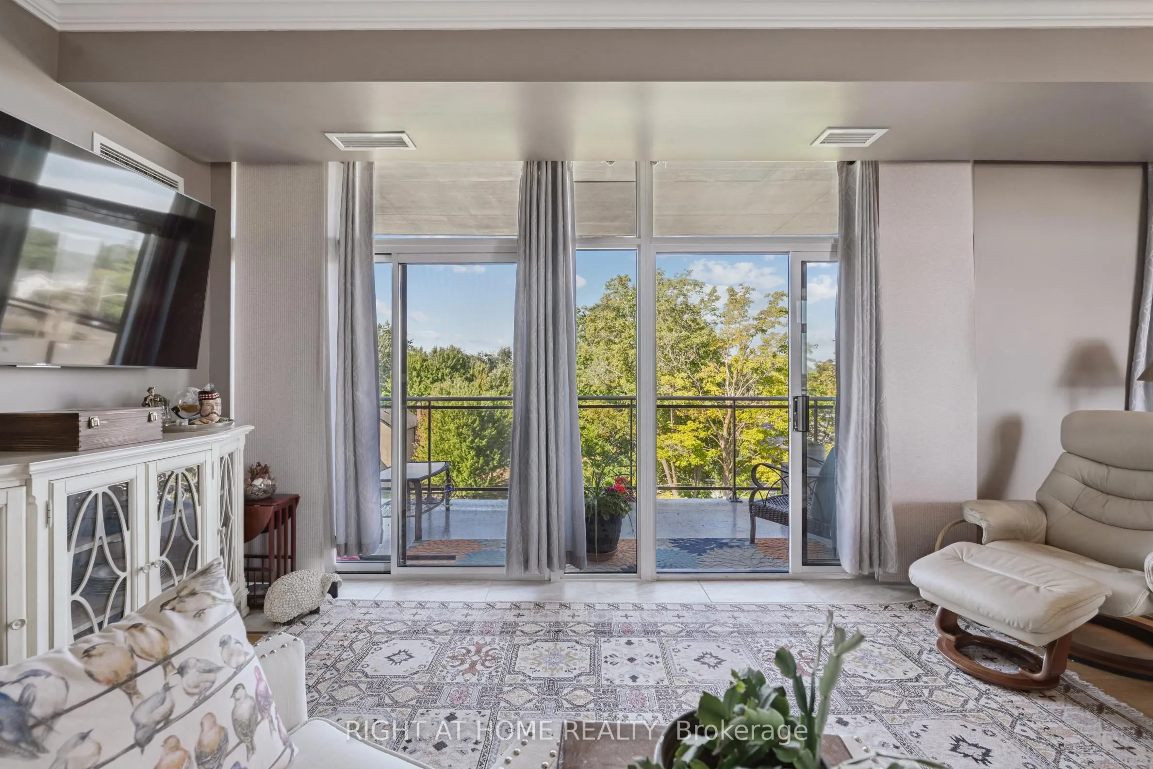 171 Shanly Street, #502