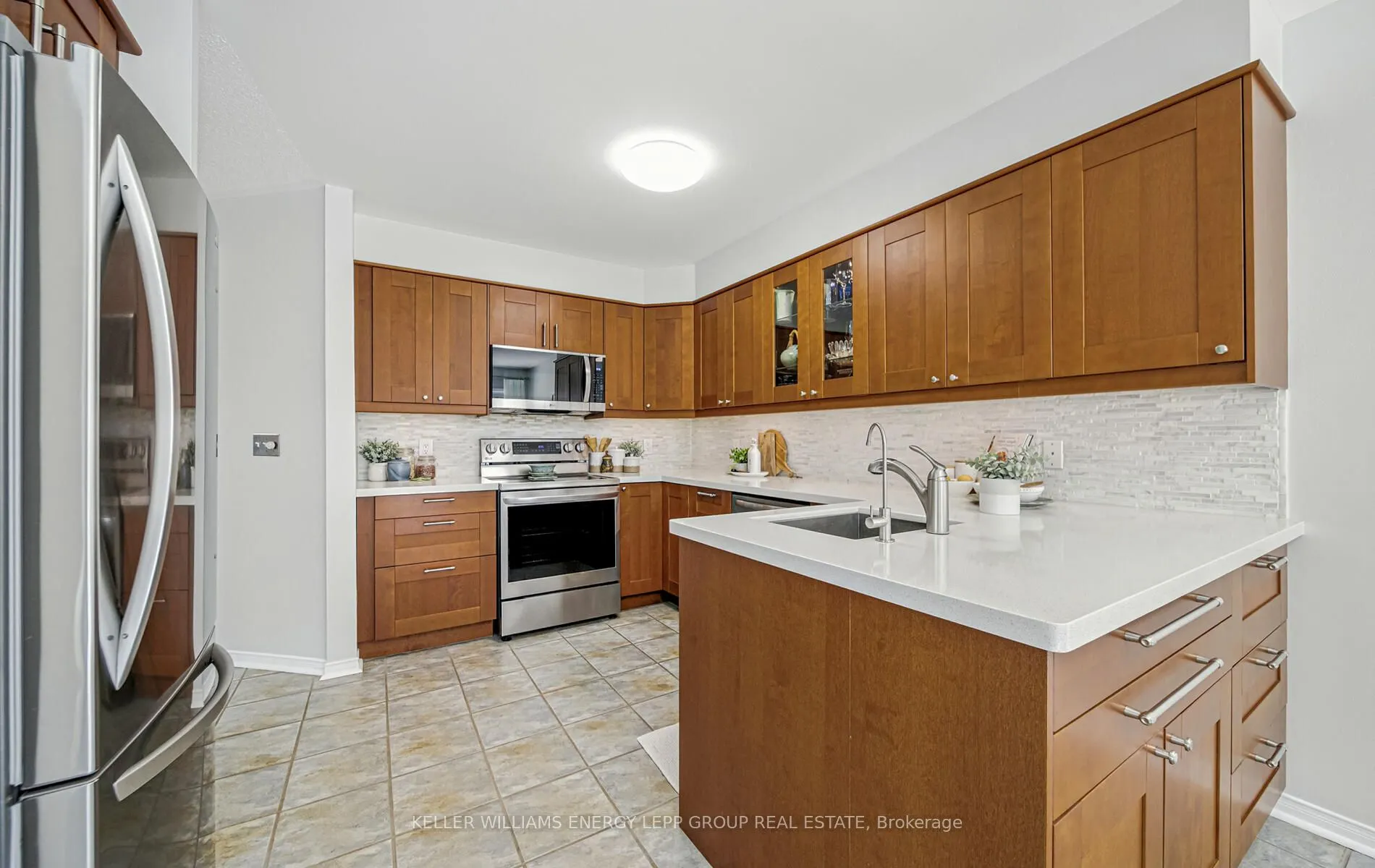 17 Beaumaris Crescent