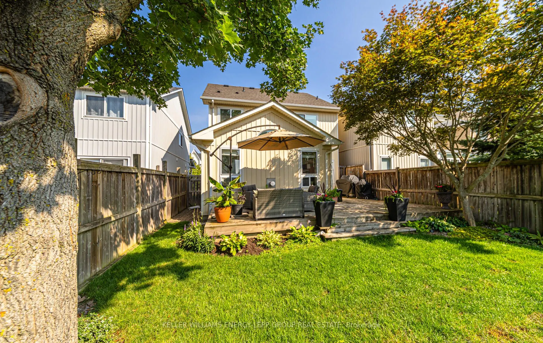 17 Beaumaris Crescent