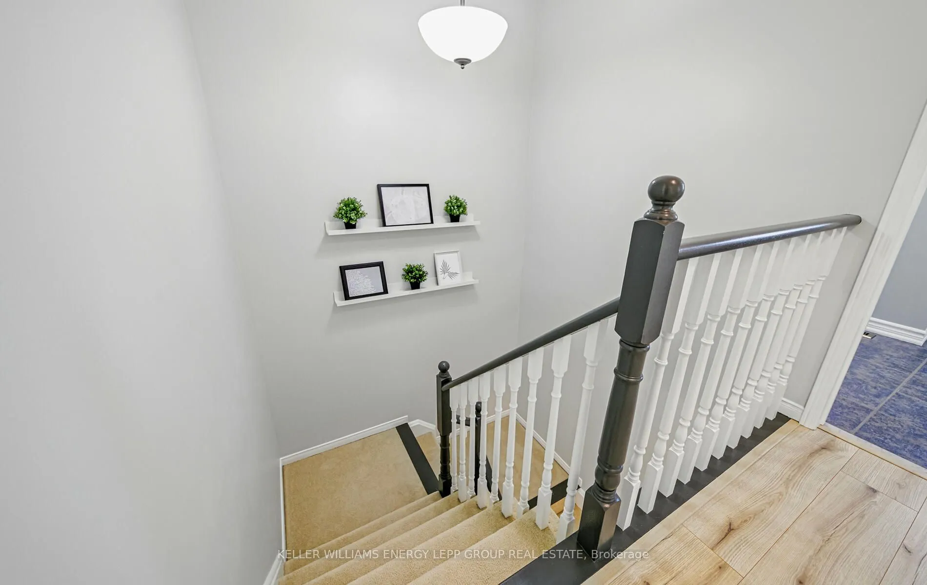 17 Beaumaris Crescent