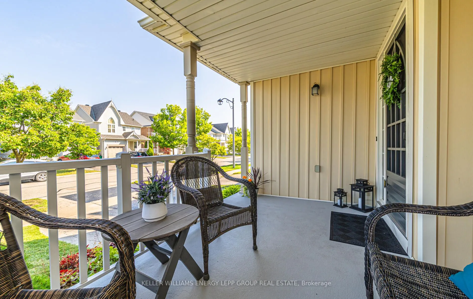 17 Beaumaris Crescent