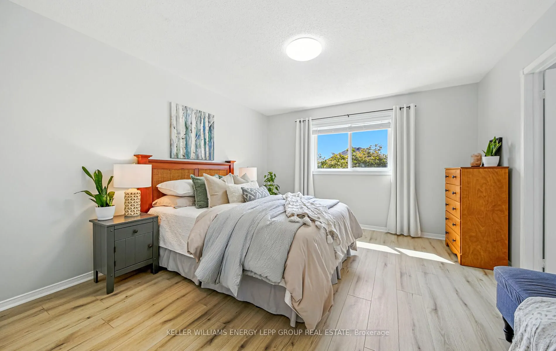17 Beaumaris Crescent